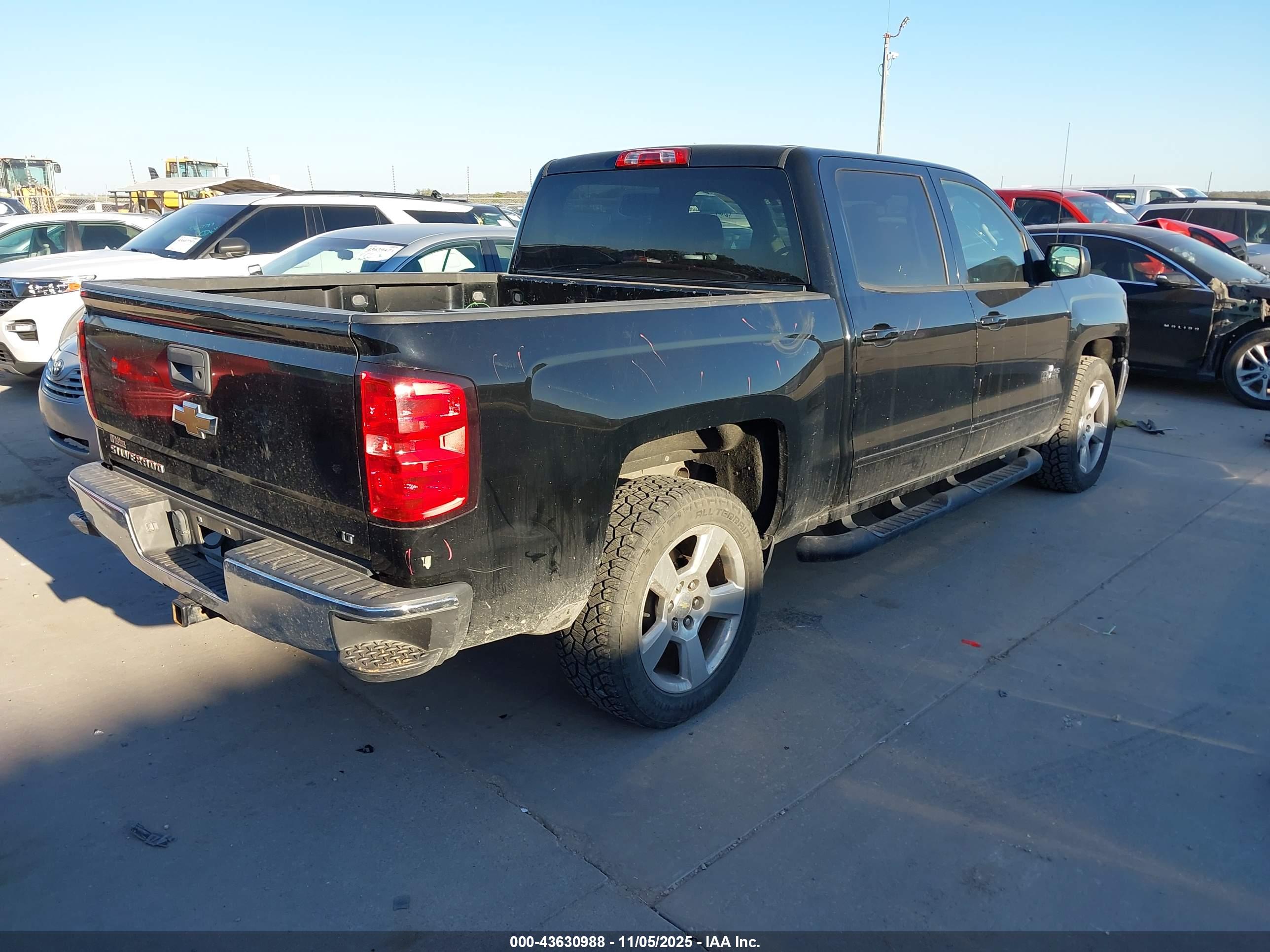 CHEVROLET SILVERADO image 4
