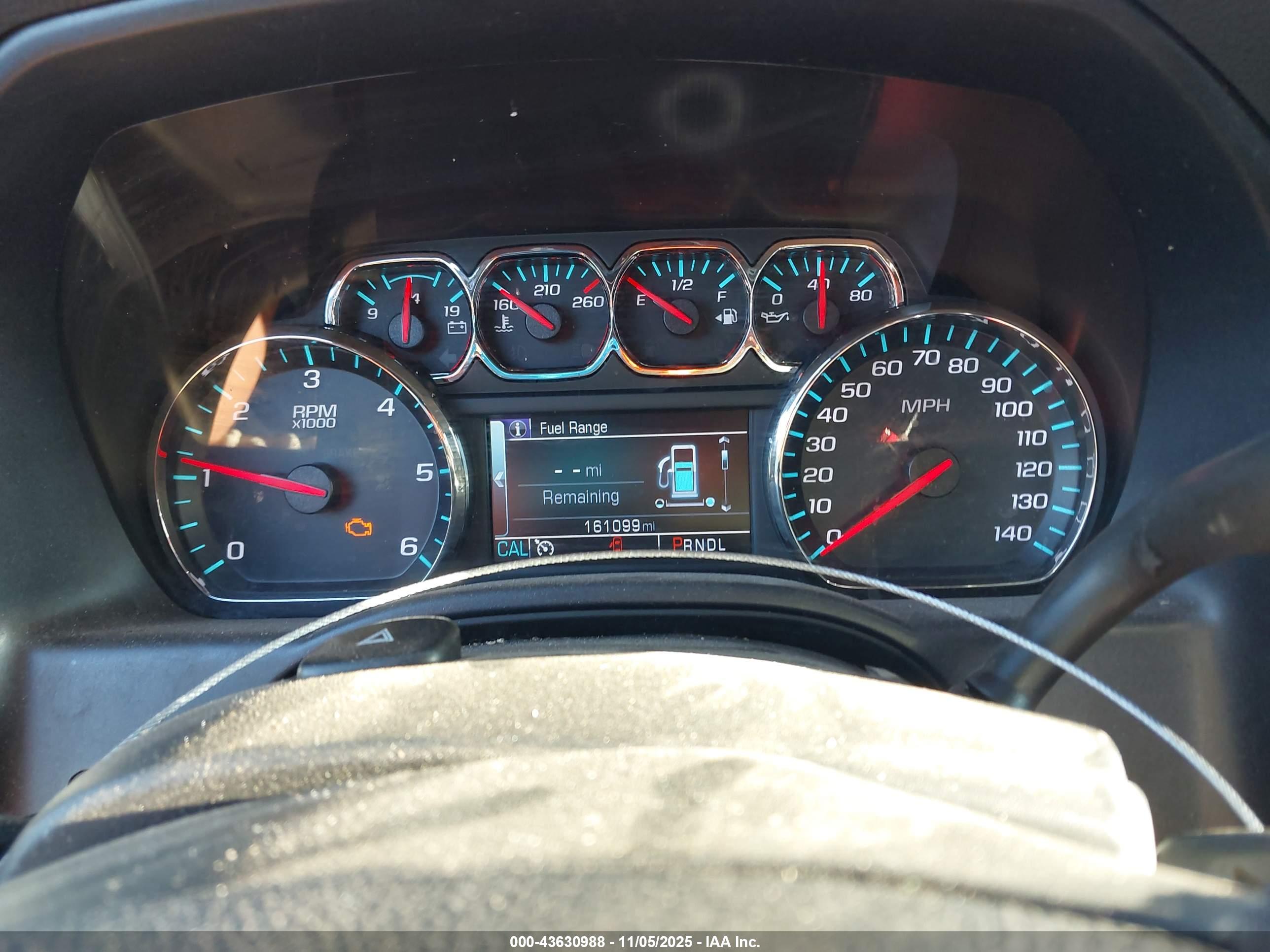 CHEVROLET SILVERADO image 7