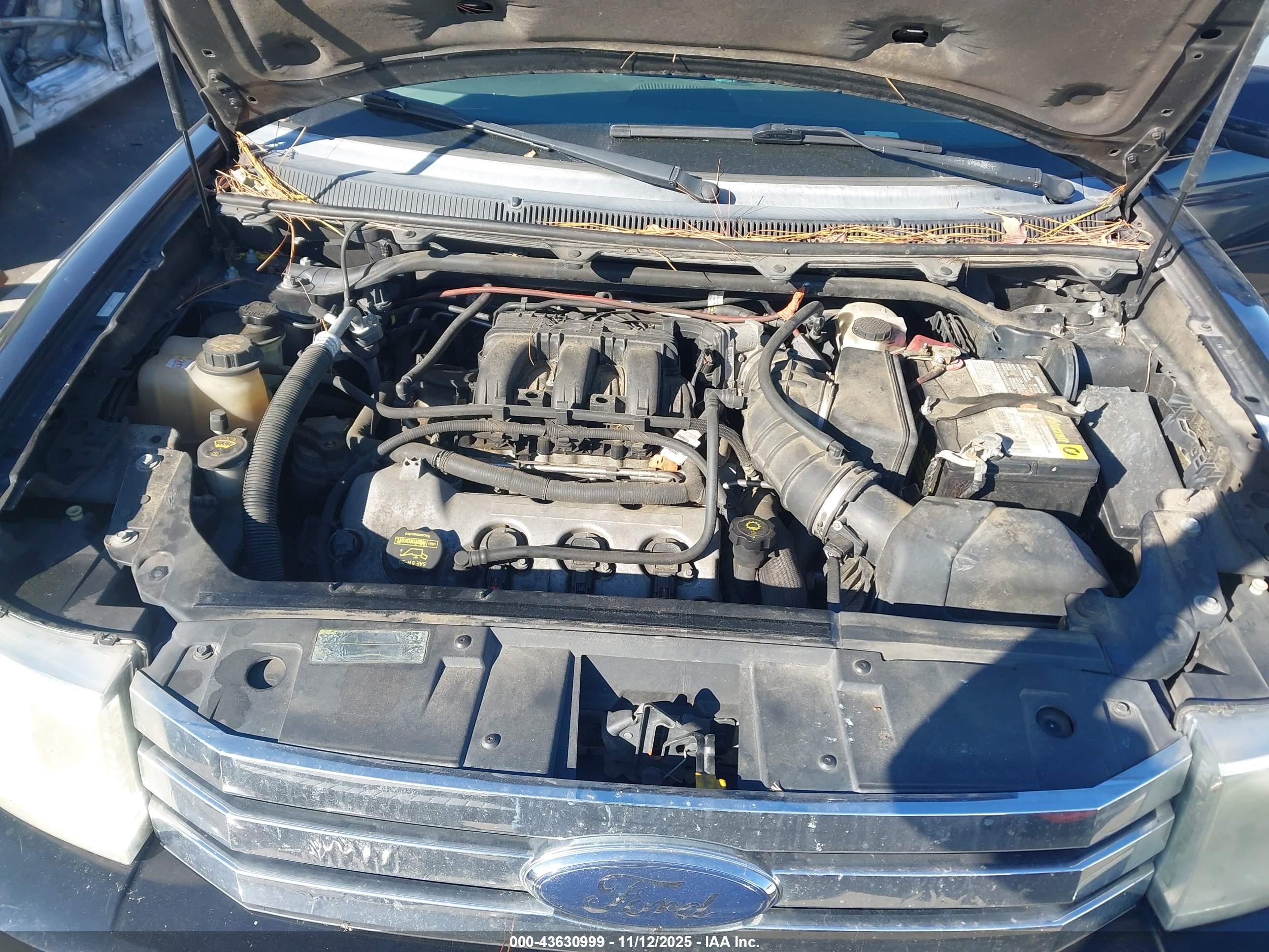 FORD FLEX image 10