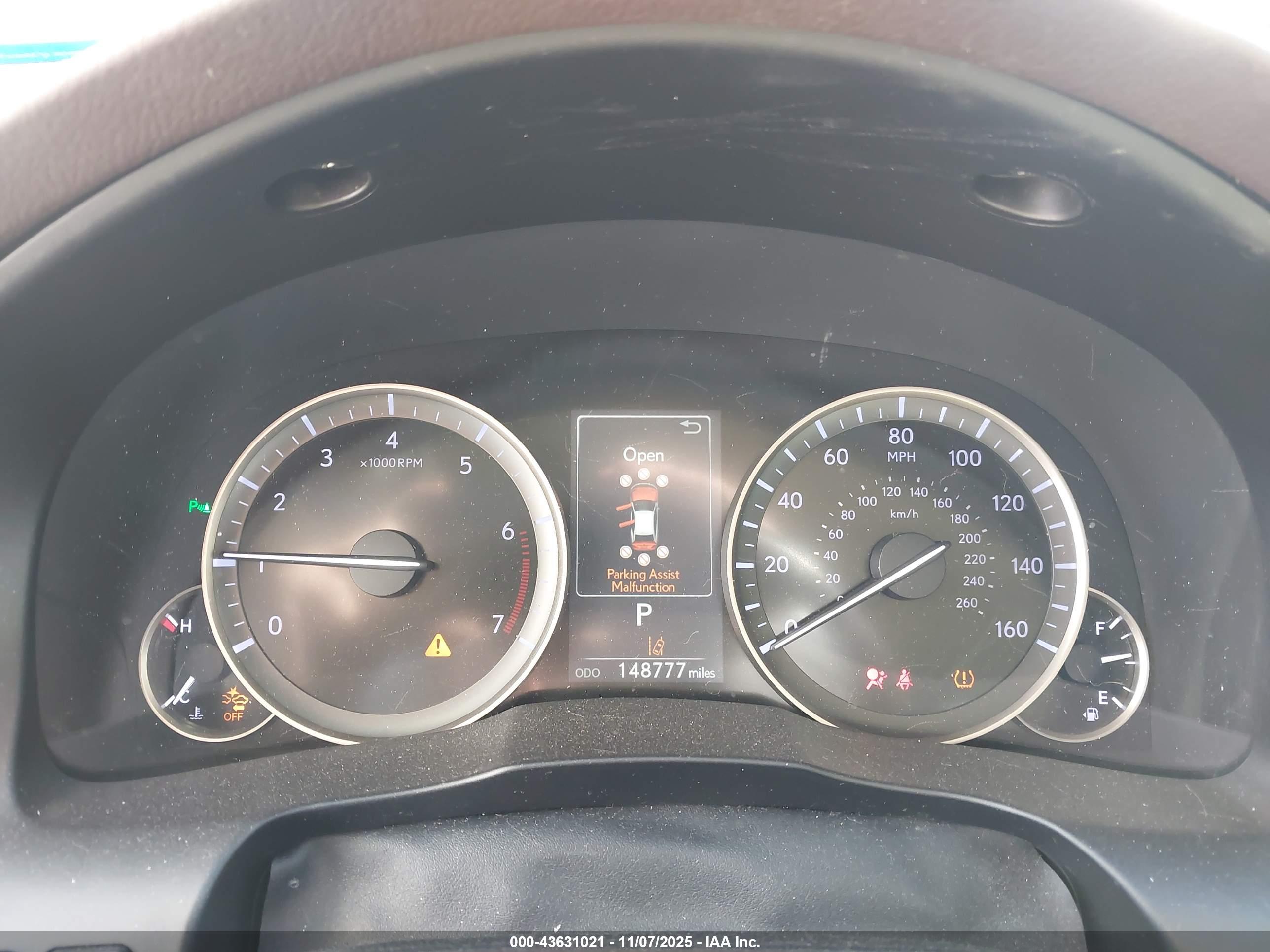 LEXUS ES image 7
