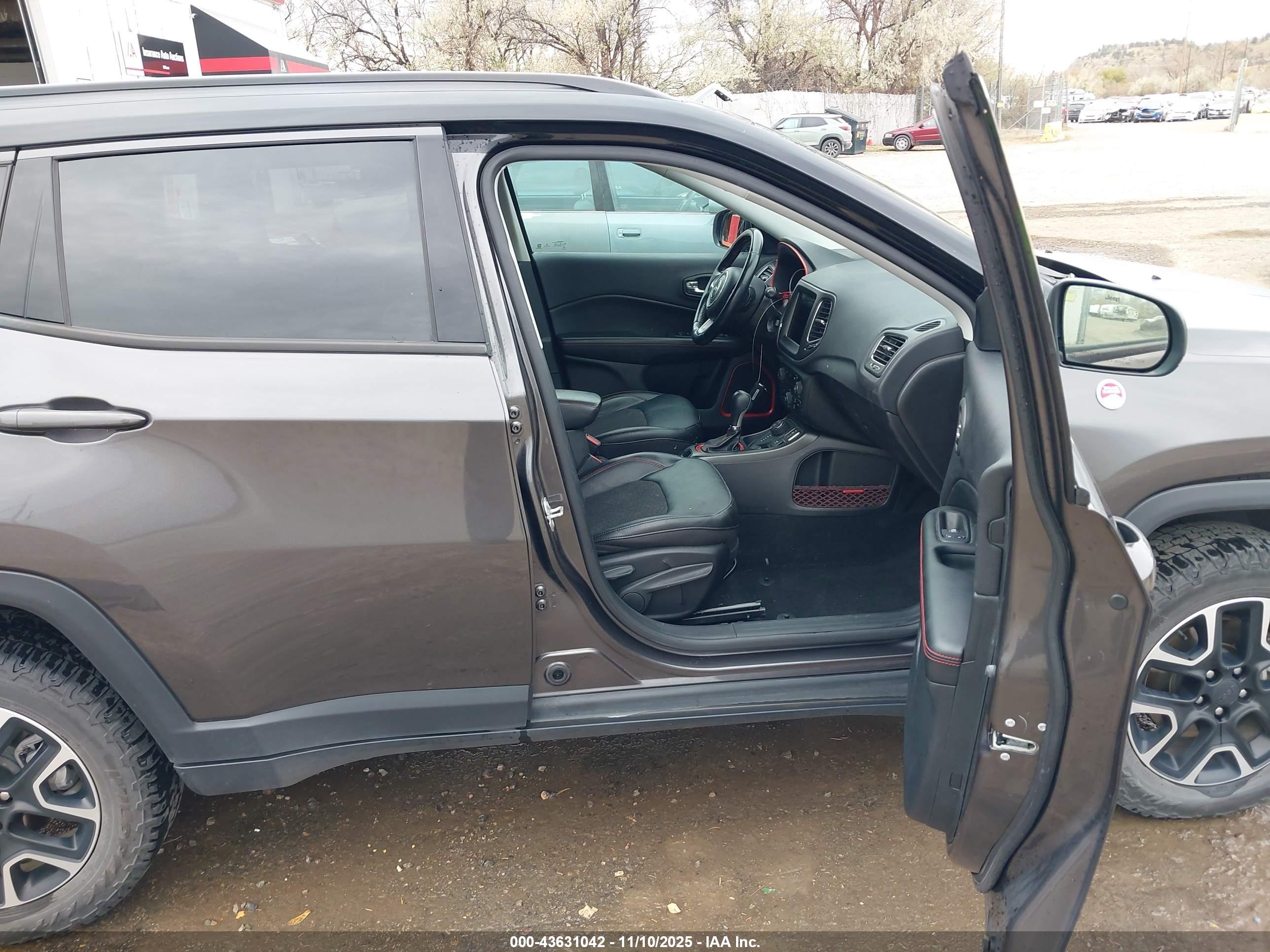 JEEP COMPASS image 5