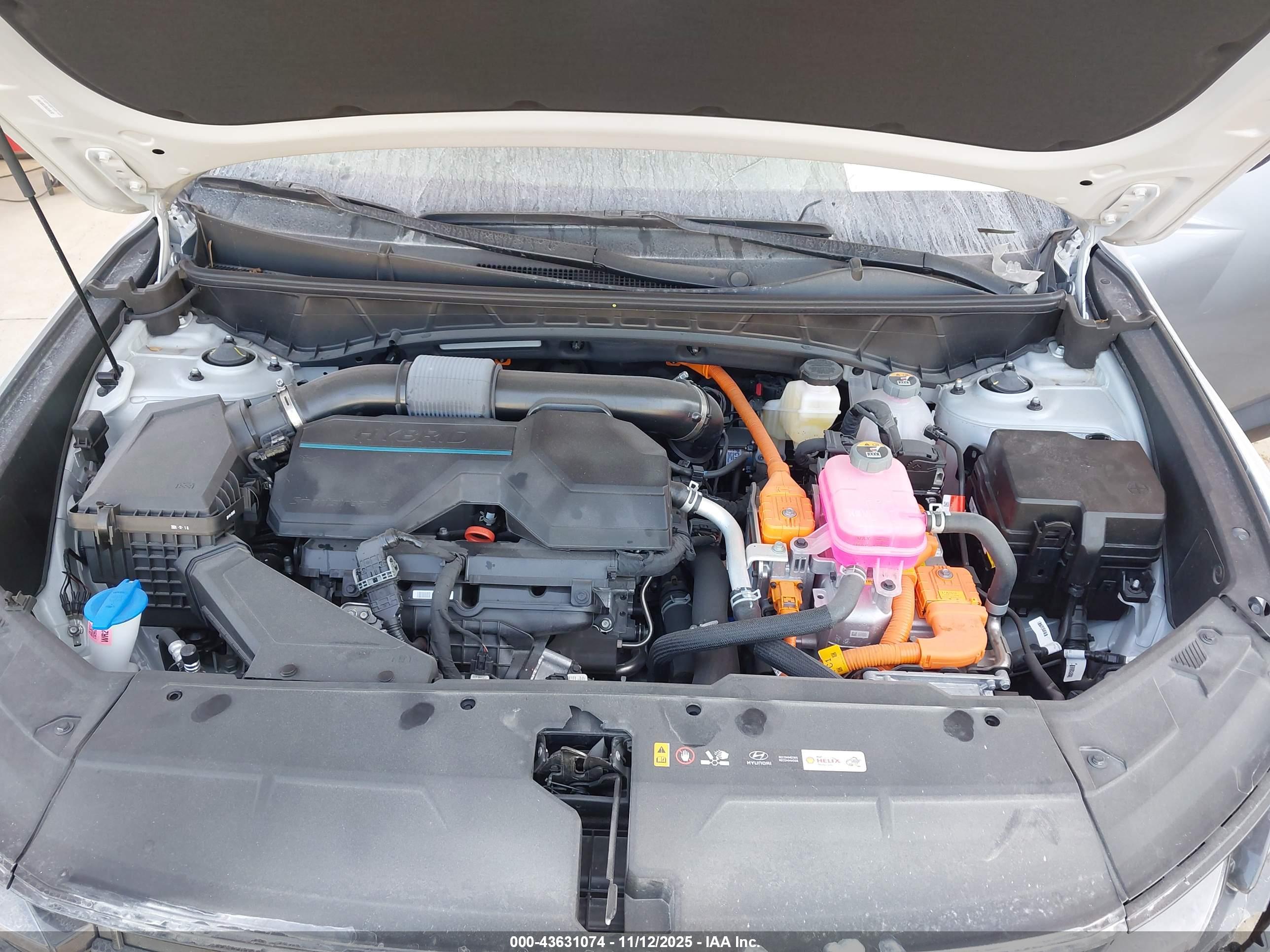 HYUNDAI TUCSON image 10