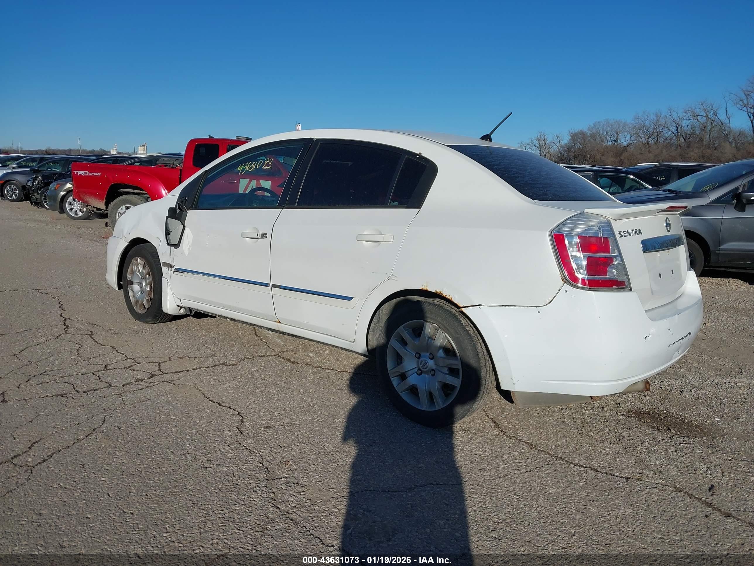 NISSAN SENTRA image 3