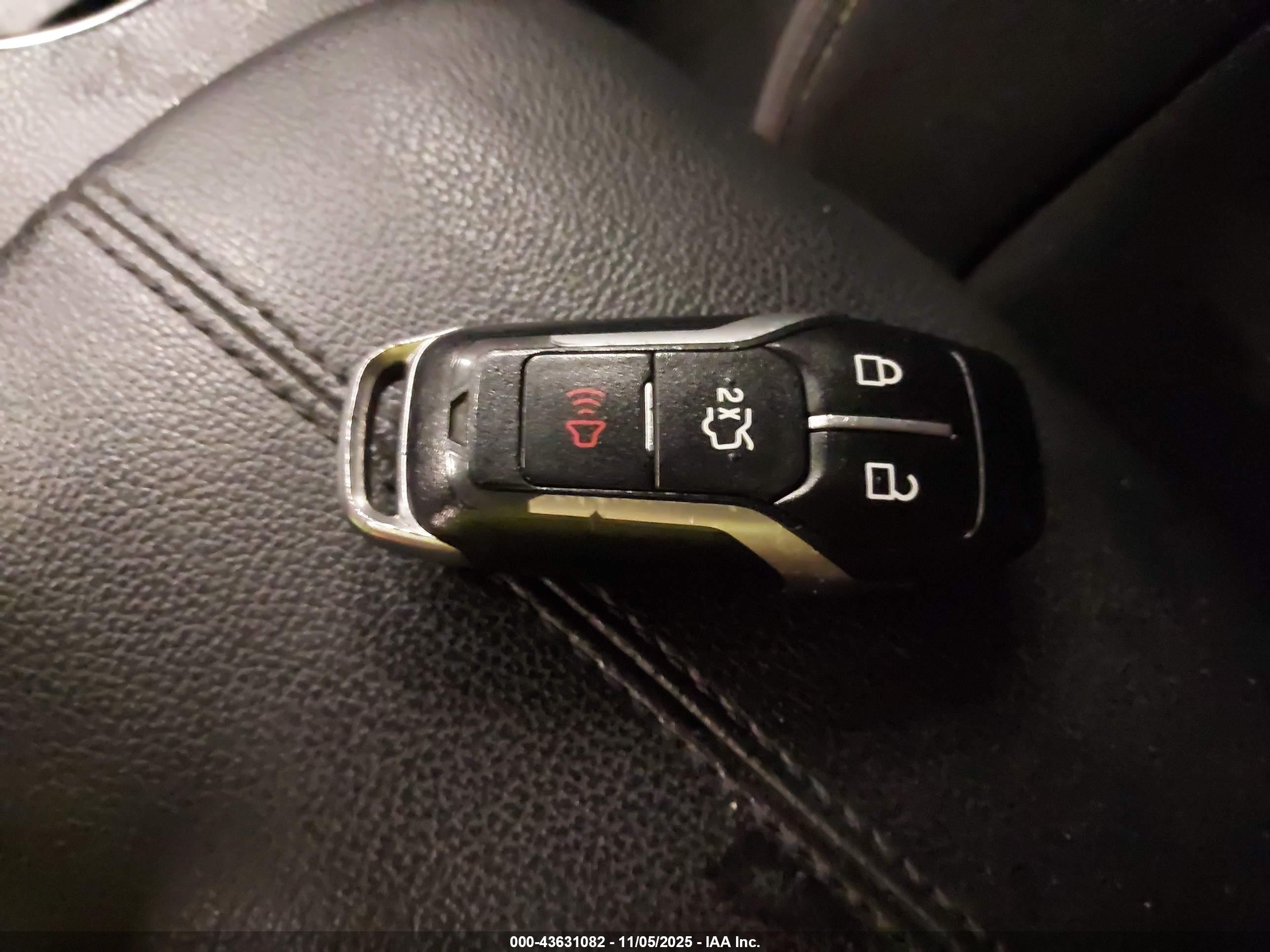 FORD MUSTANG image 11