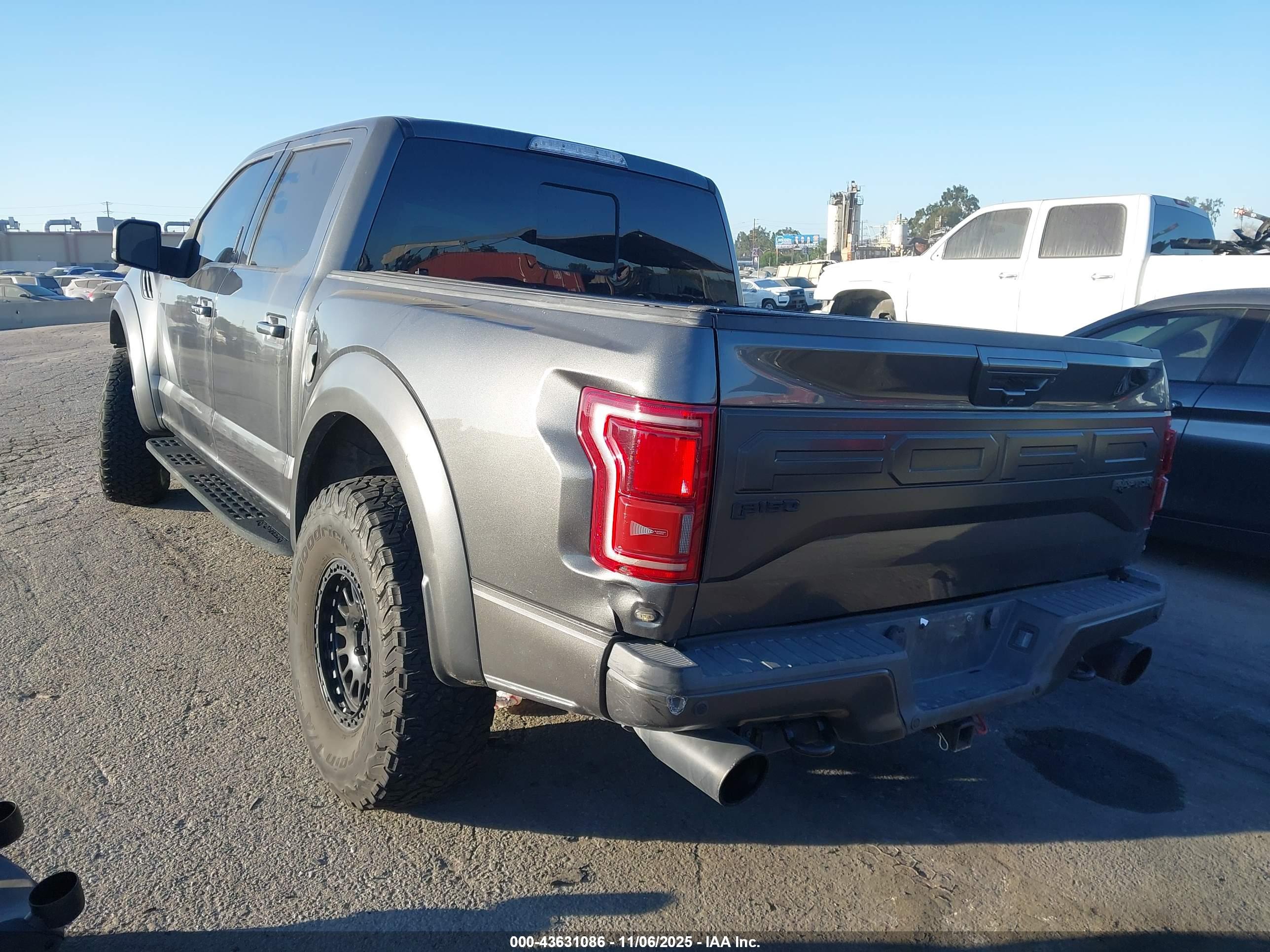 FORD F-150 image 3