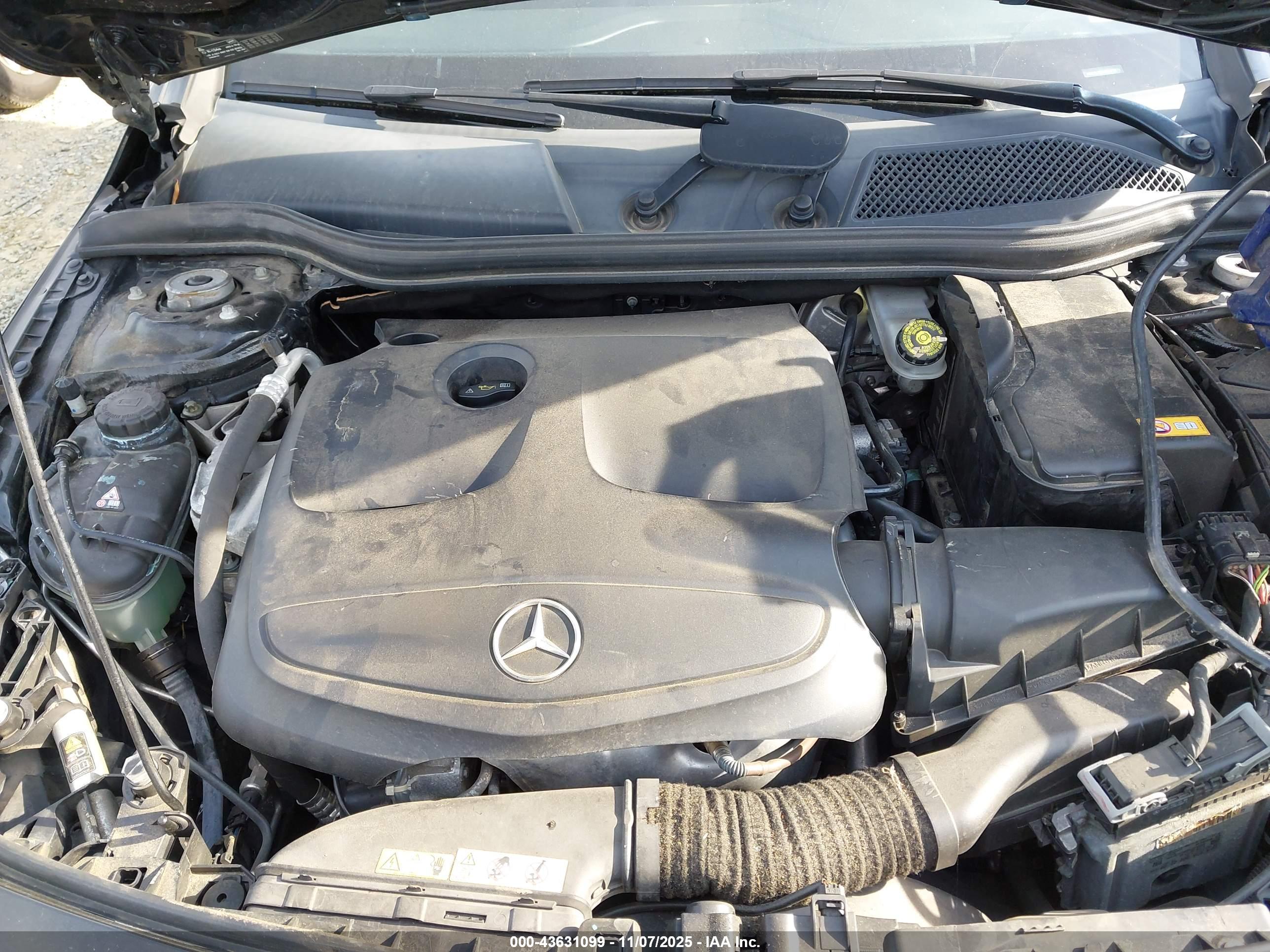 MERCEDES-BENZ CLA image 10