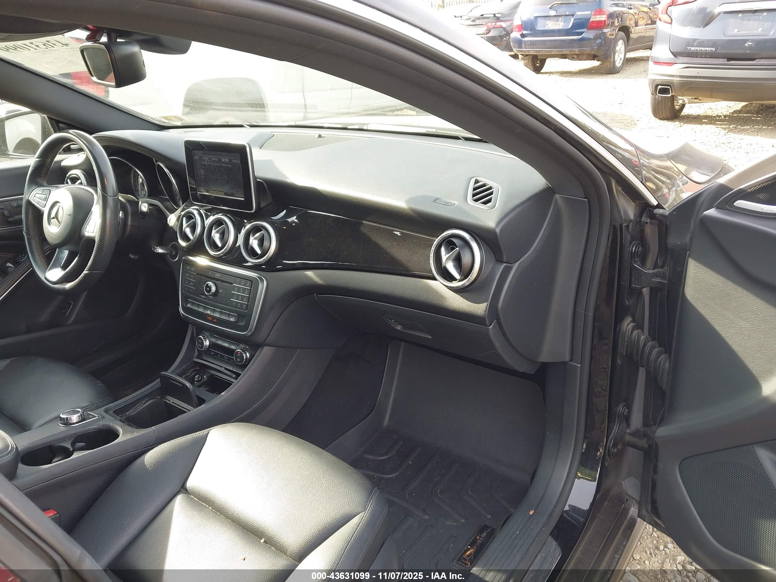 MERCEDES-BENZ CLA image 5