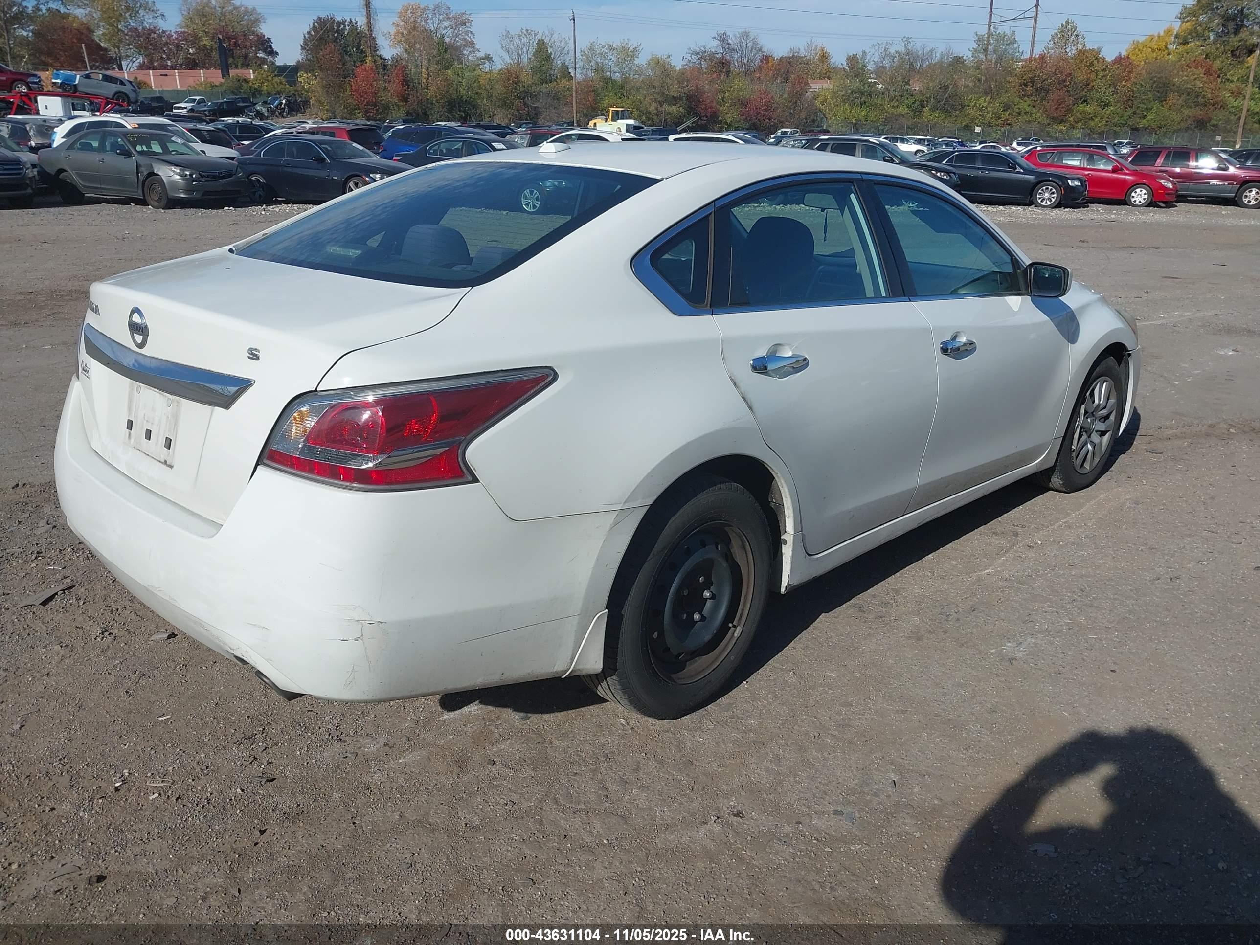 NISSAN ALTIMA image 4