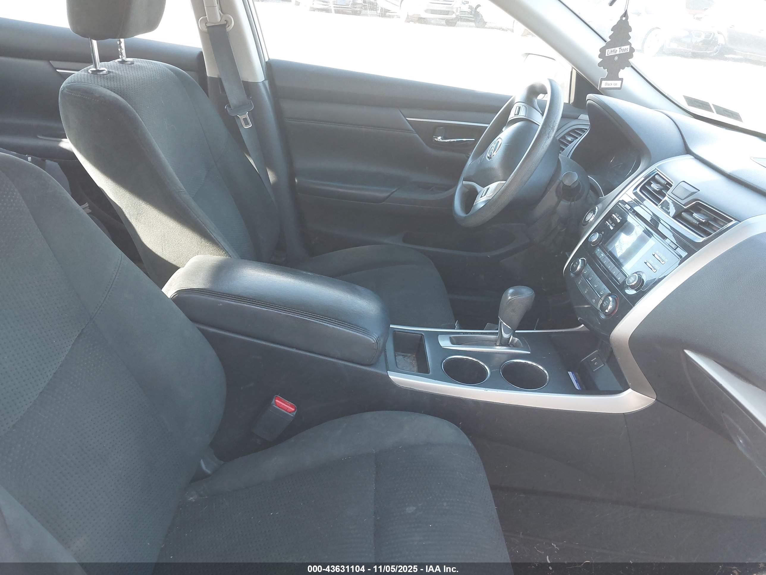 NISSAN ALTIMA image 5