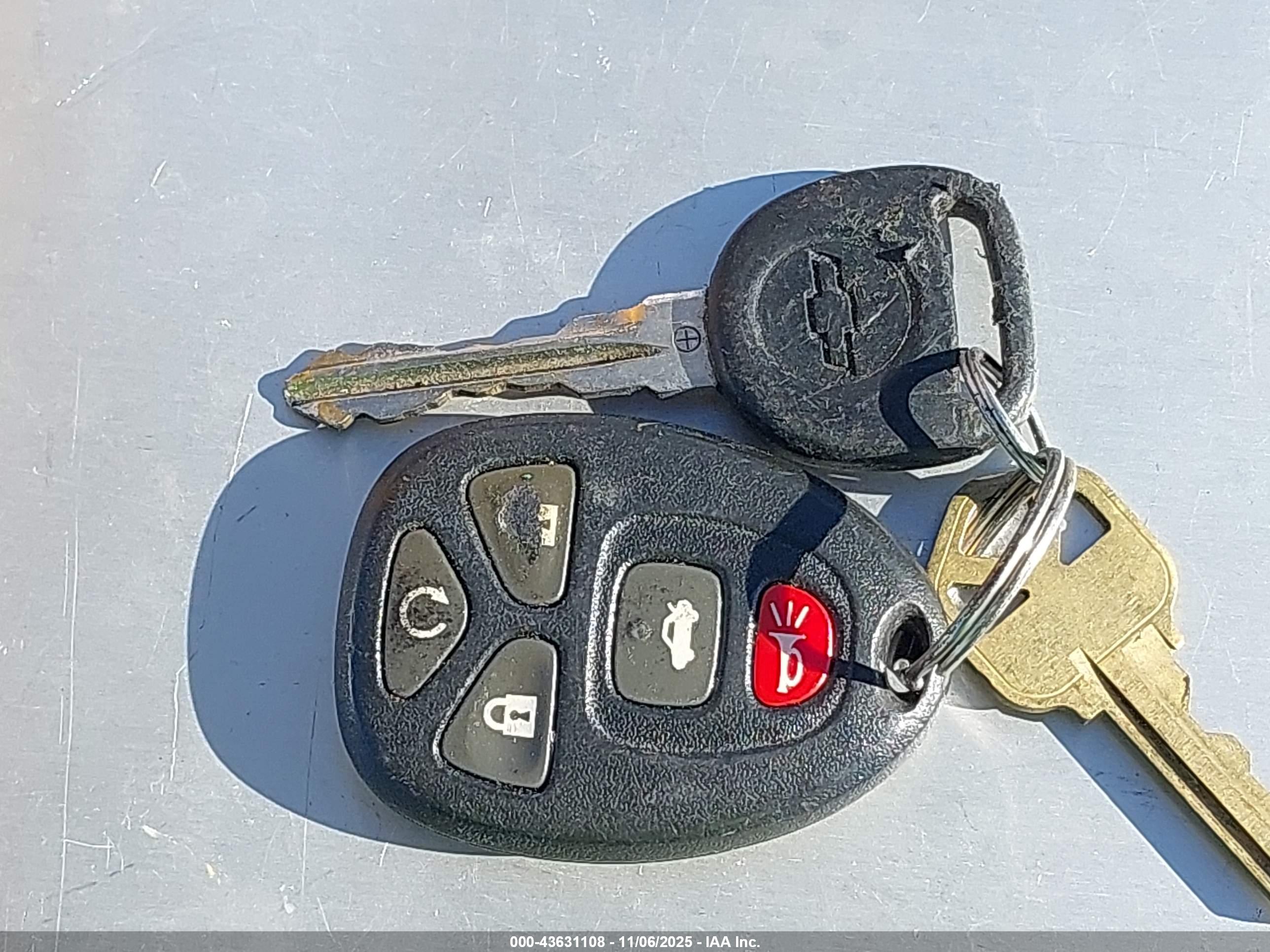 CHEVROLET EQUINOX image 11