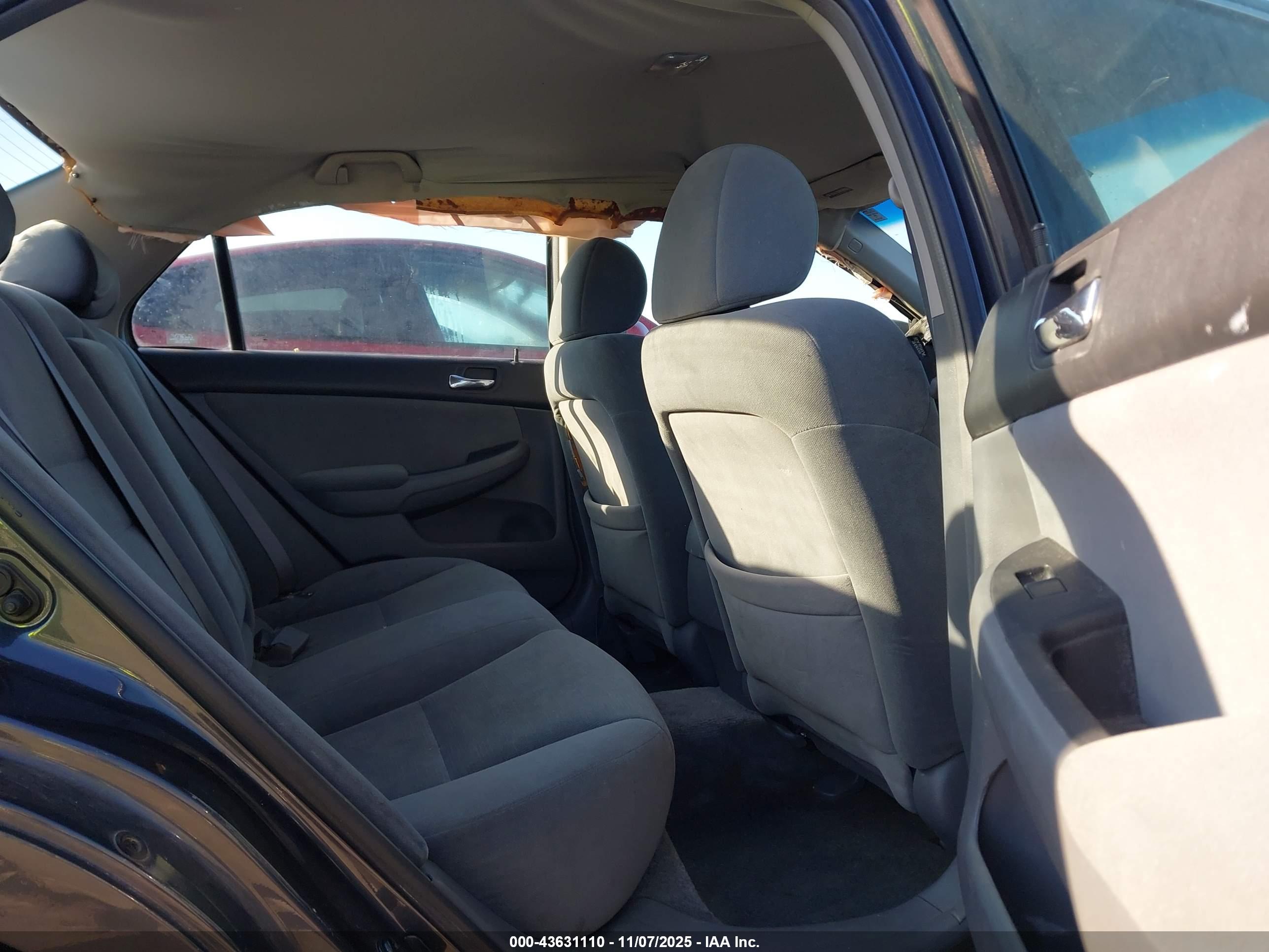 HONDA ACCORD image 8