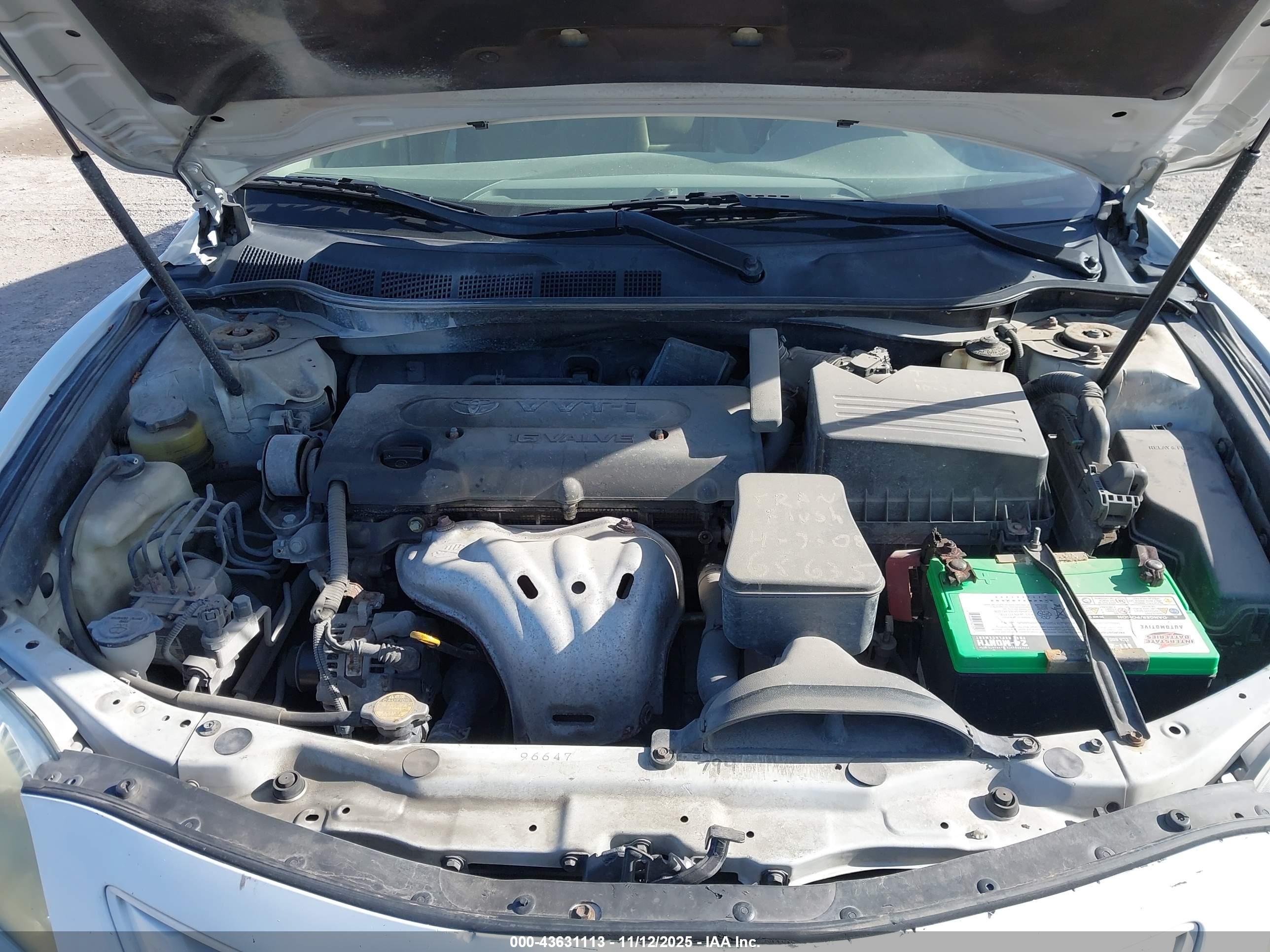 TOYOTA CAMRY image 10