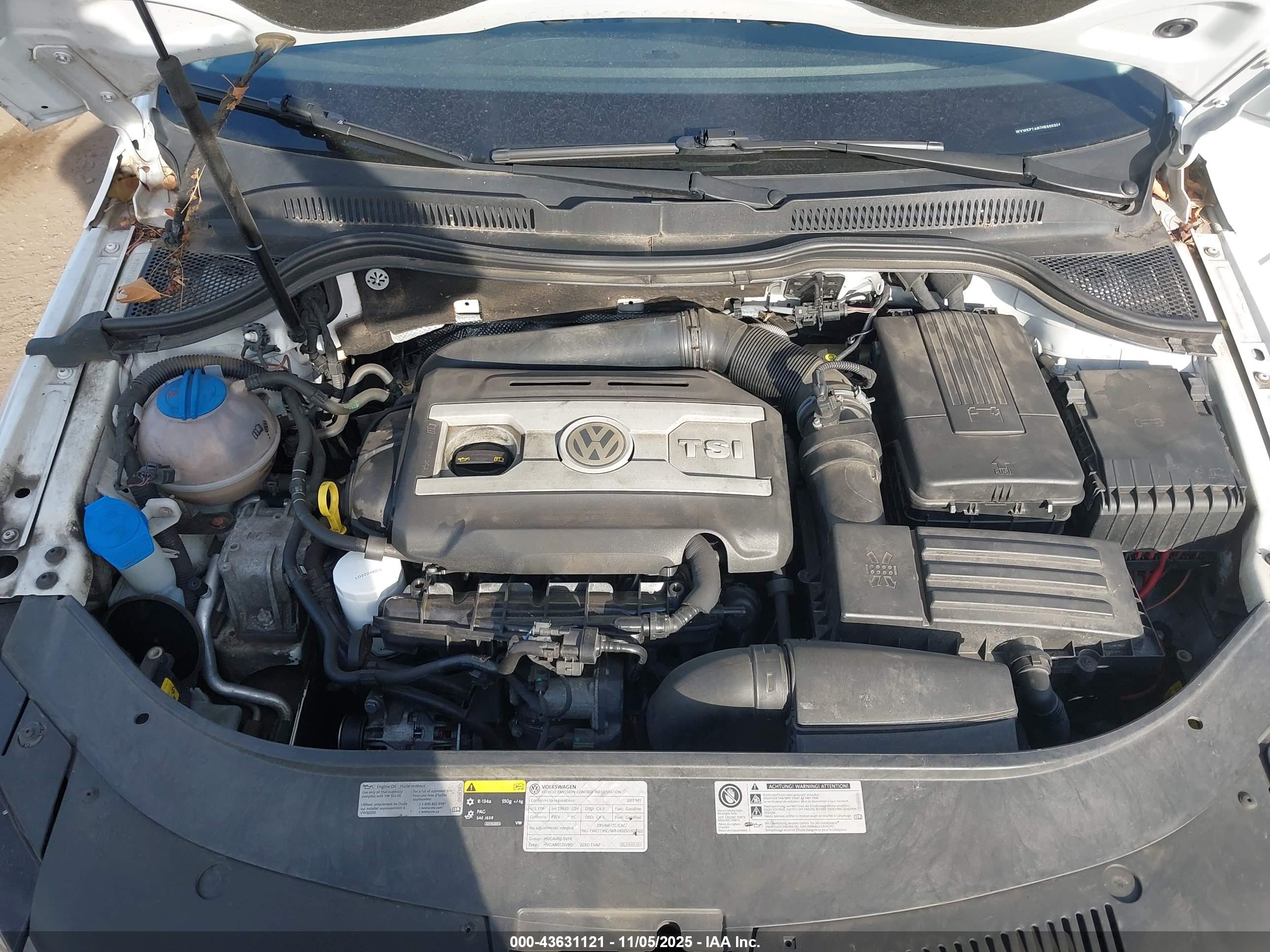 VOLKSWAGEN CC image 10