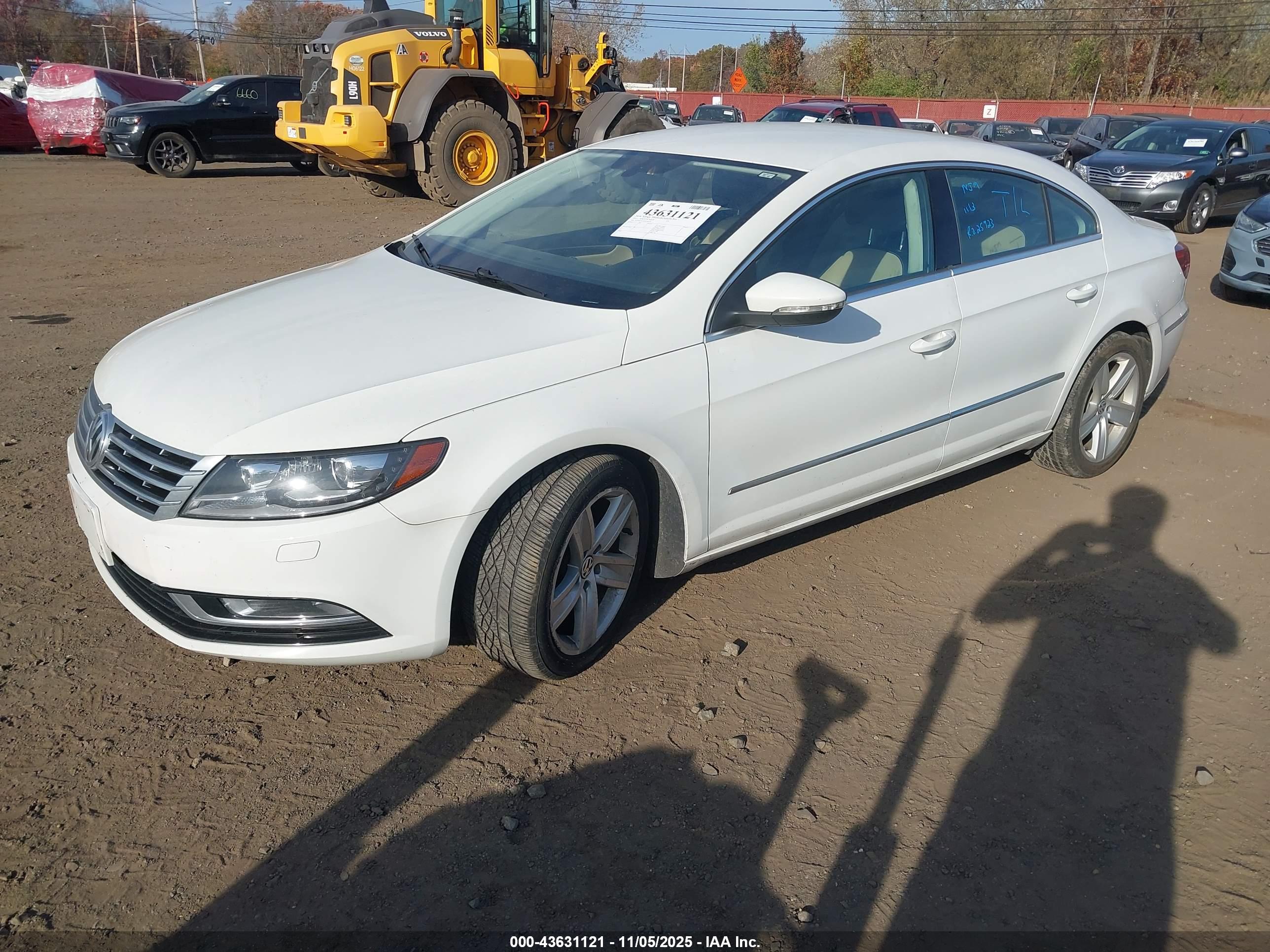 VOLKSWAGEN CC image 2