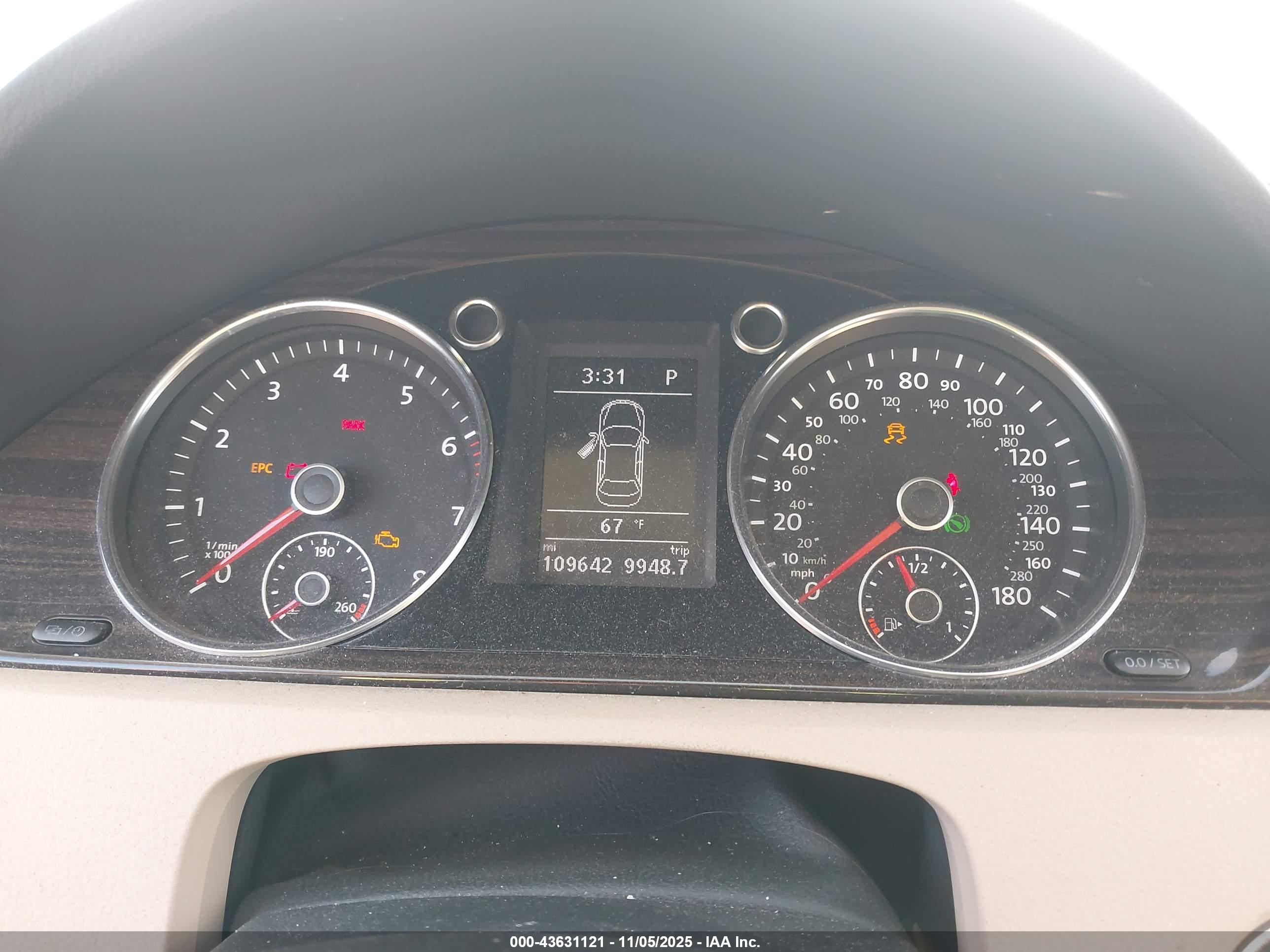 VOLKSWAGEN CC image 7