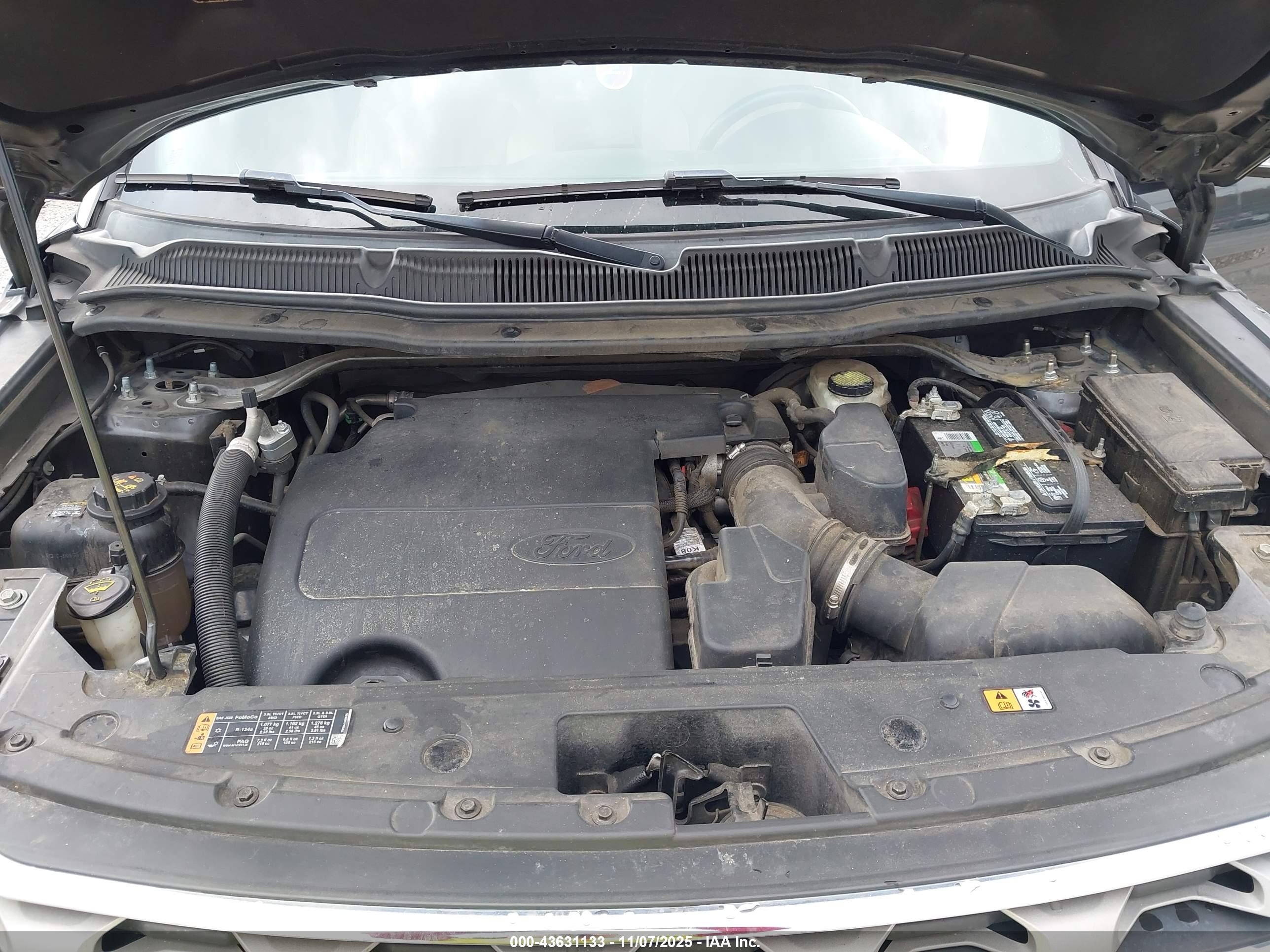 FORD EXPLORER image 10