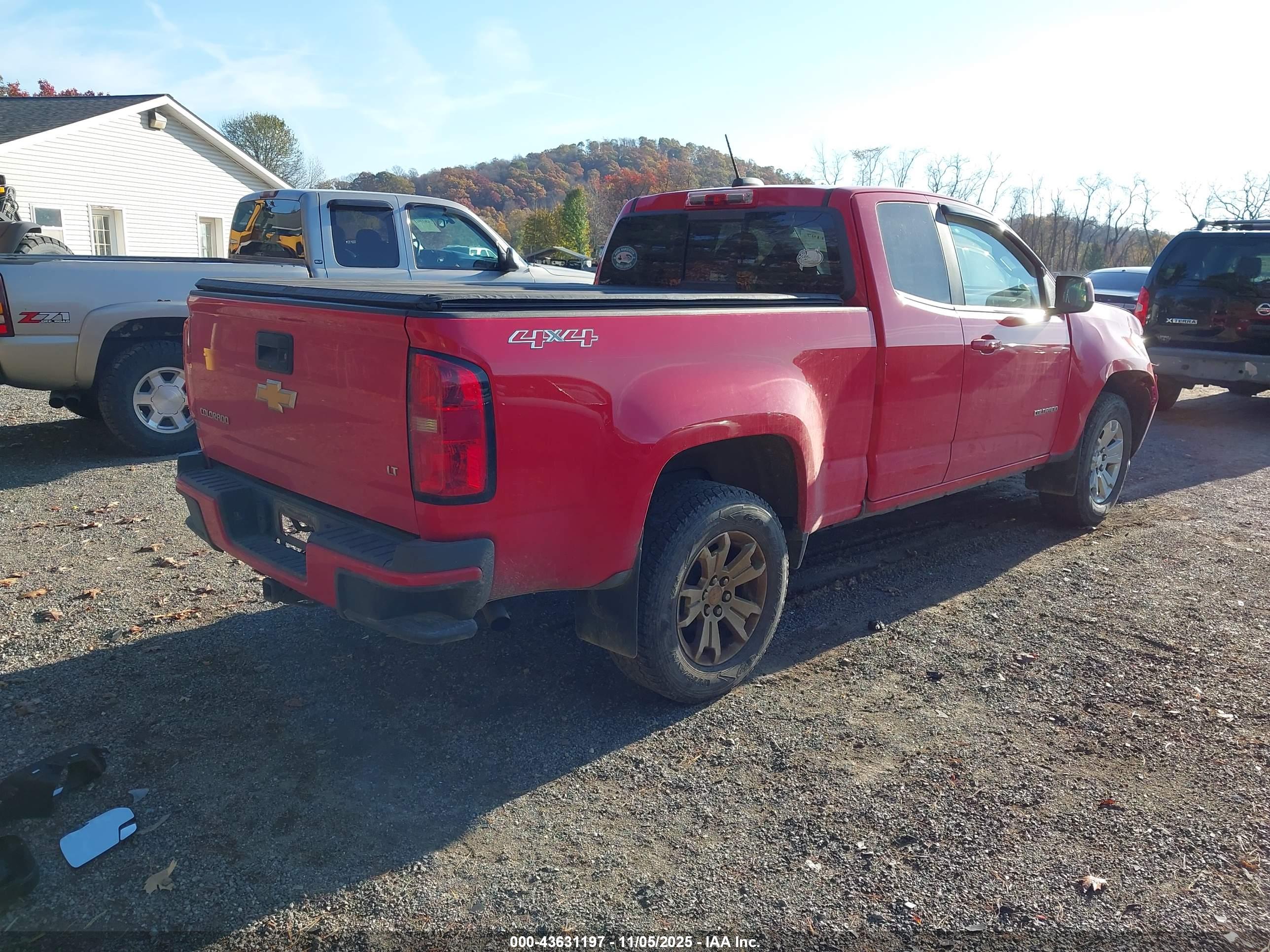 CHEVROLET COLORADO image 4