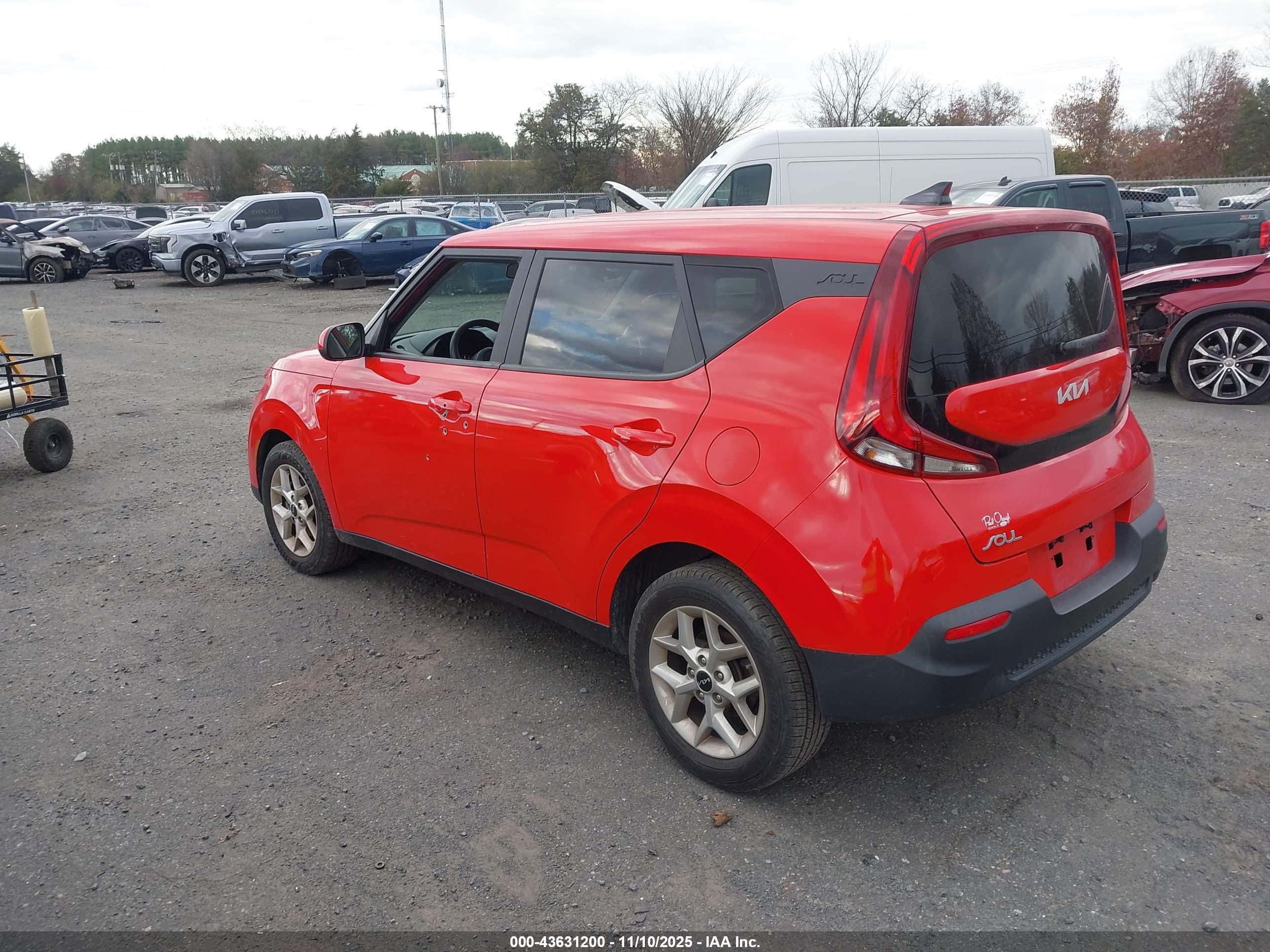 KIA SOUL image 3
