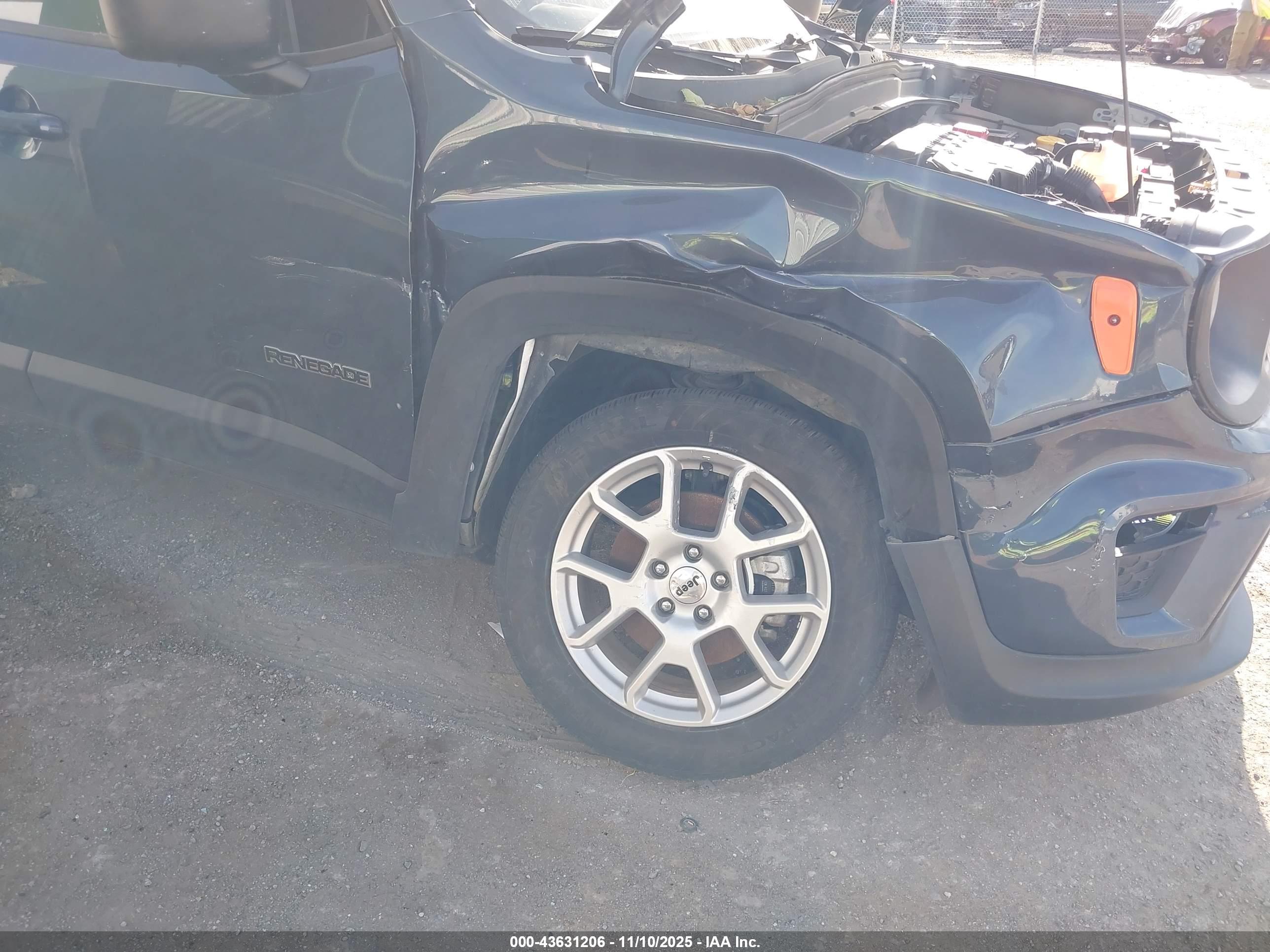 JEEP RENEGADE image 6