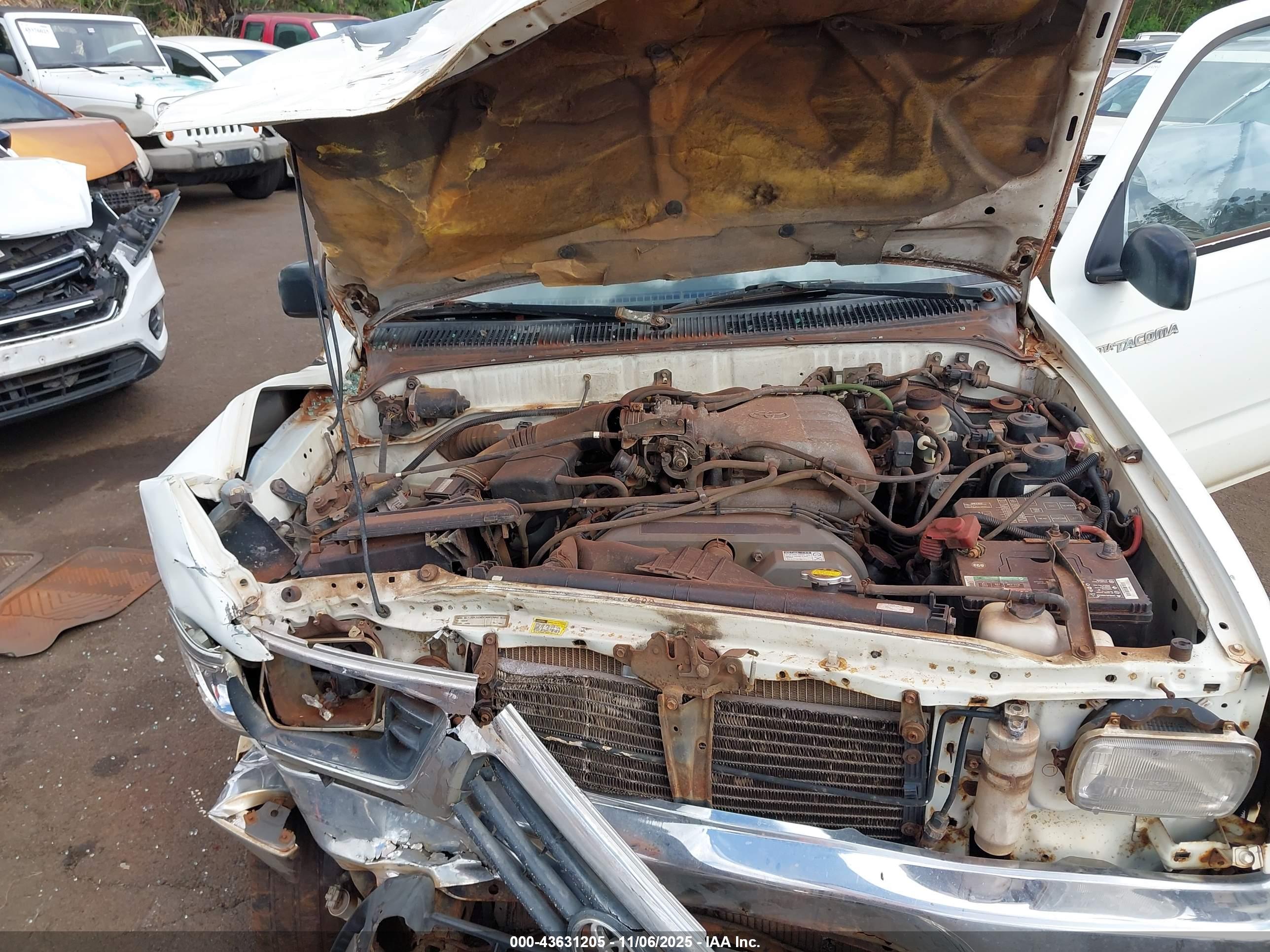 TOYOTA TACOMA image 10