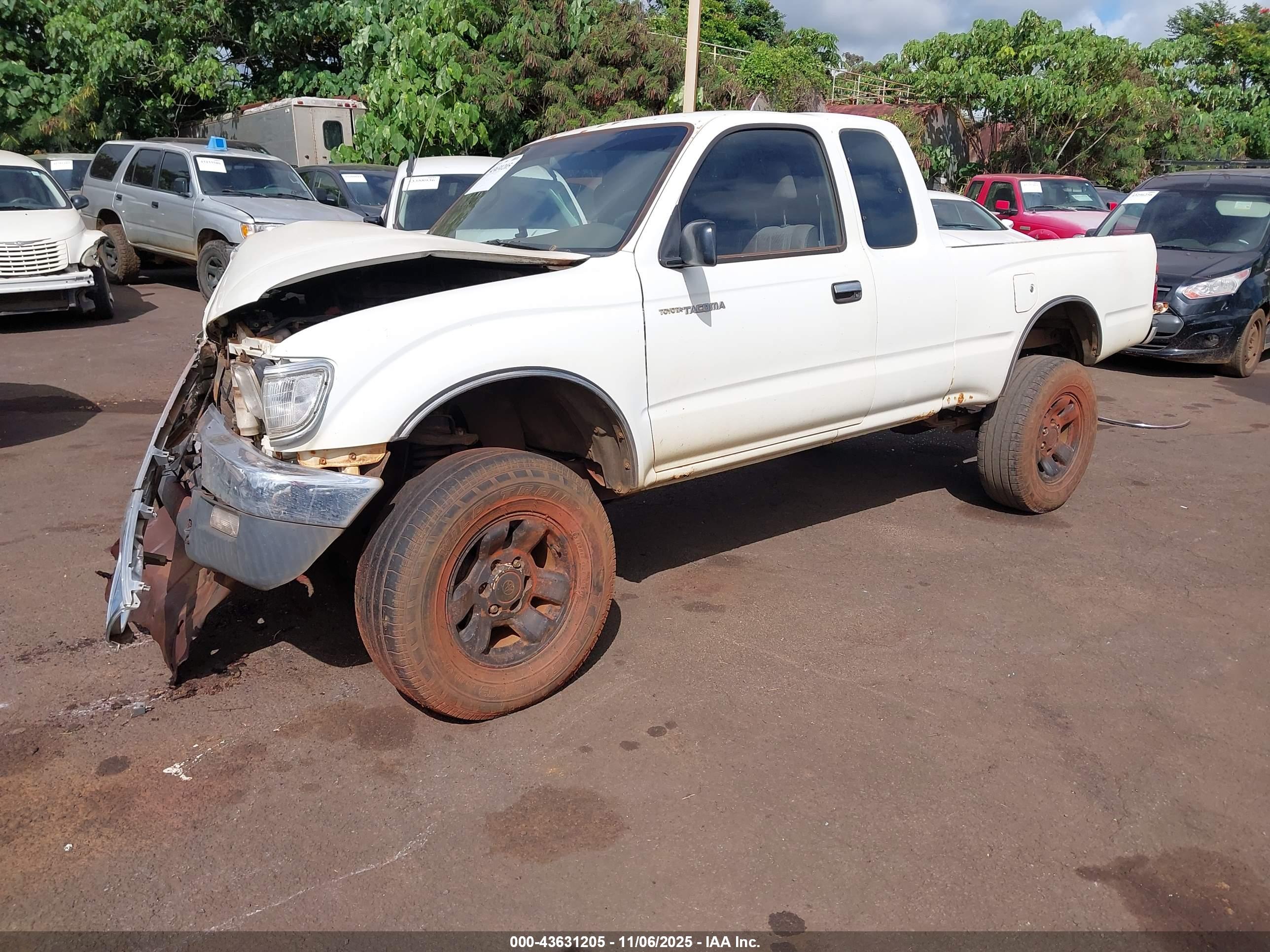 TOYOTA TACOMA image 2