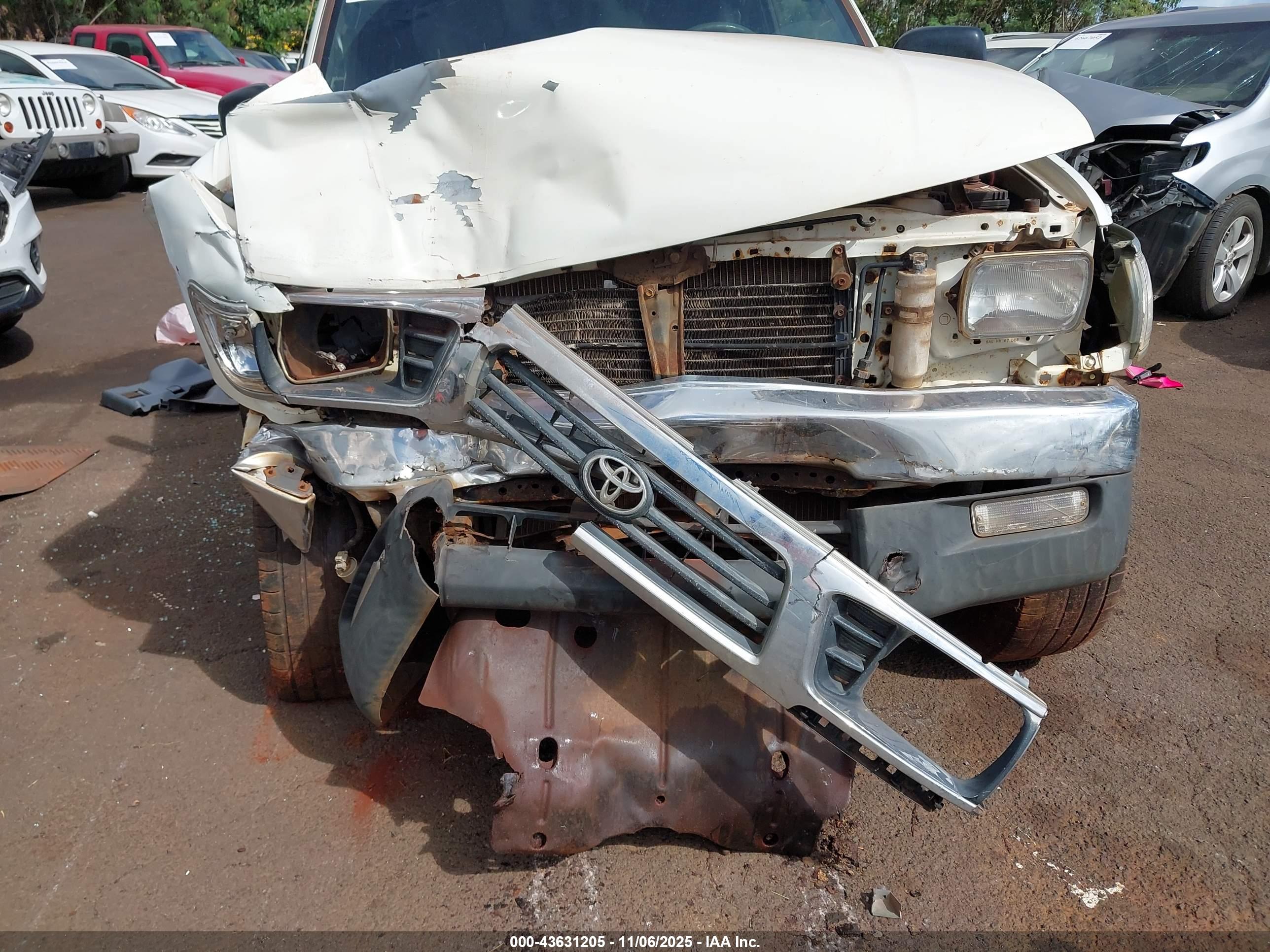 TOYOTA TACOMA image 6