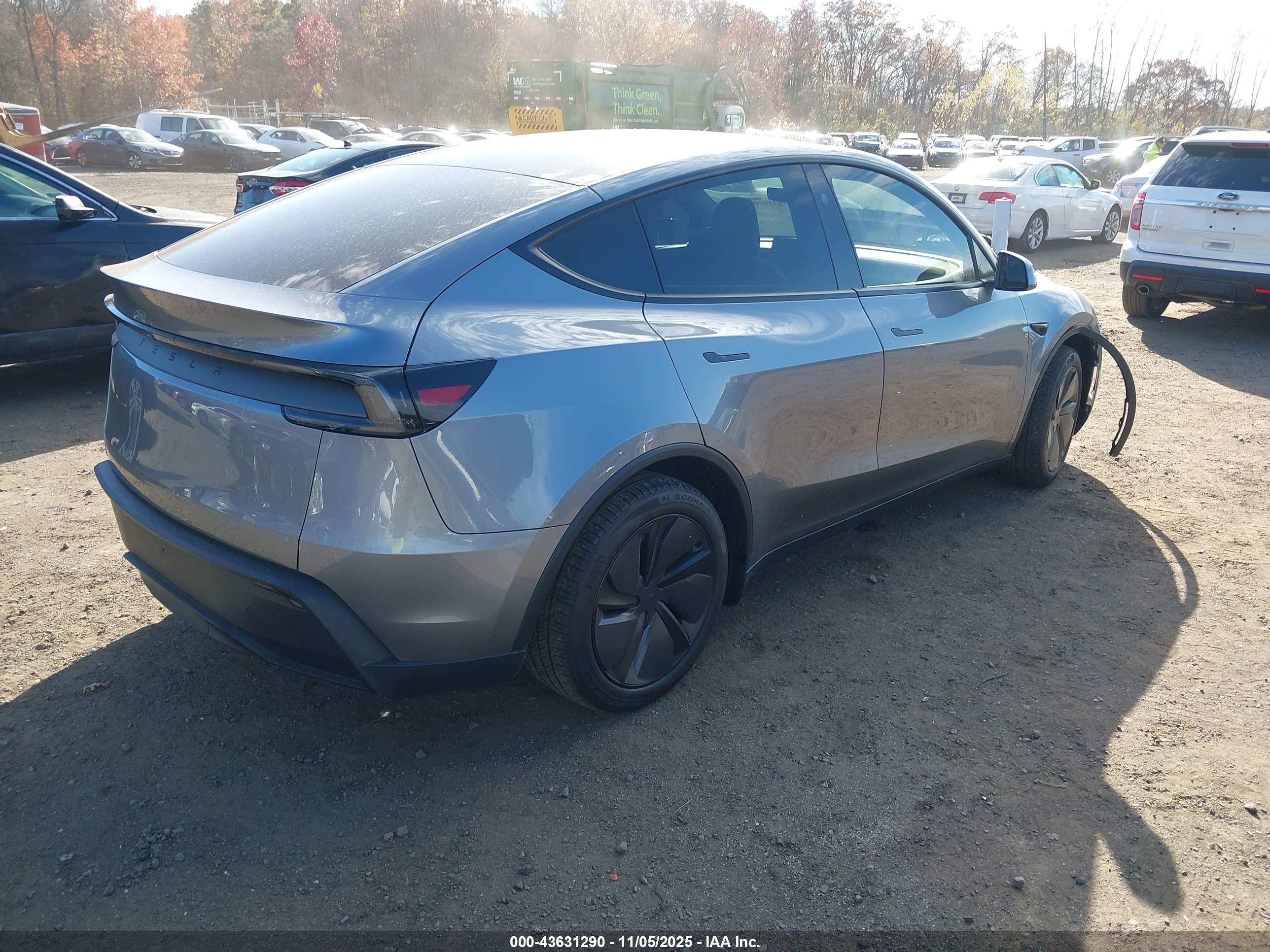 TESLA MODEL image 4
