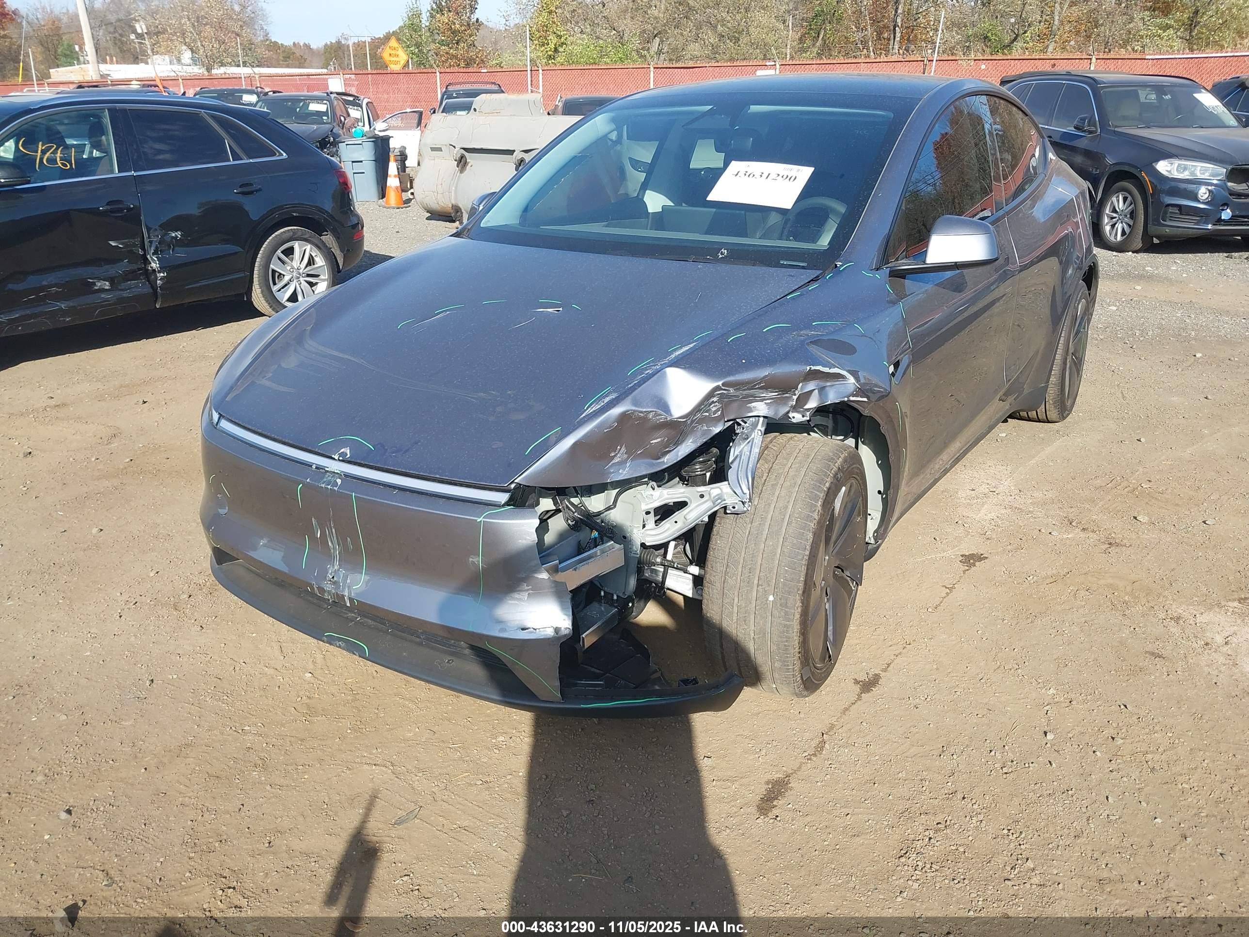 TESLA MODEL image 6