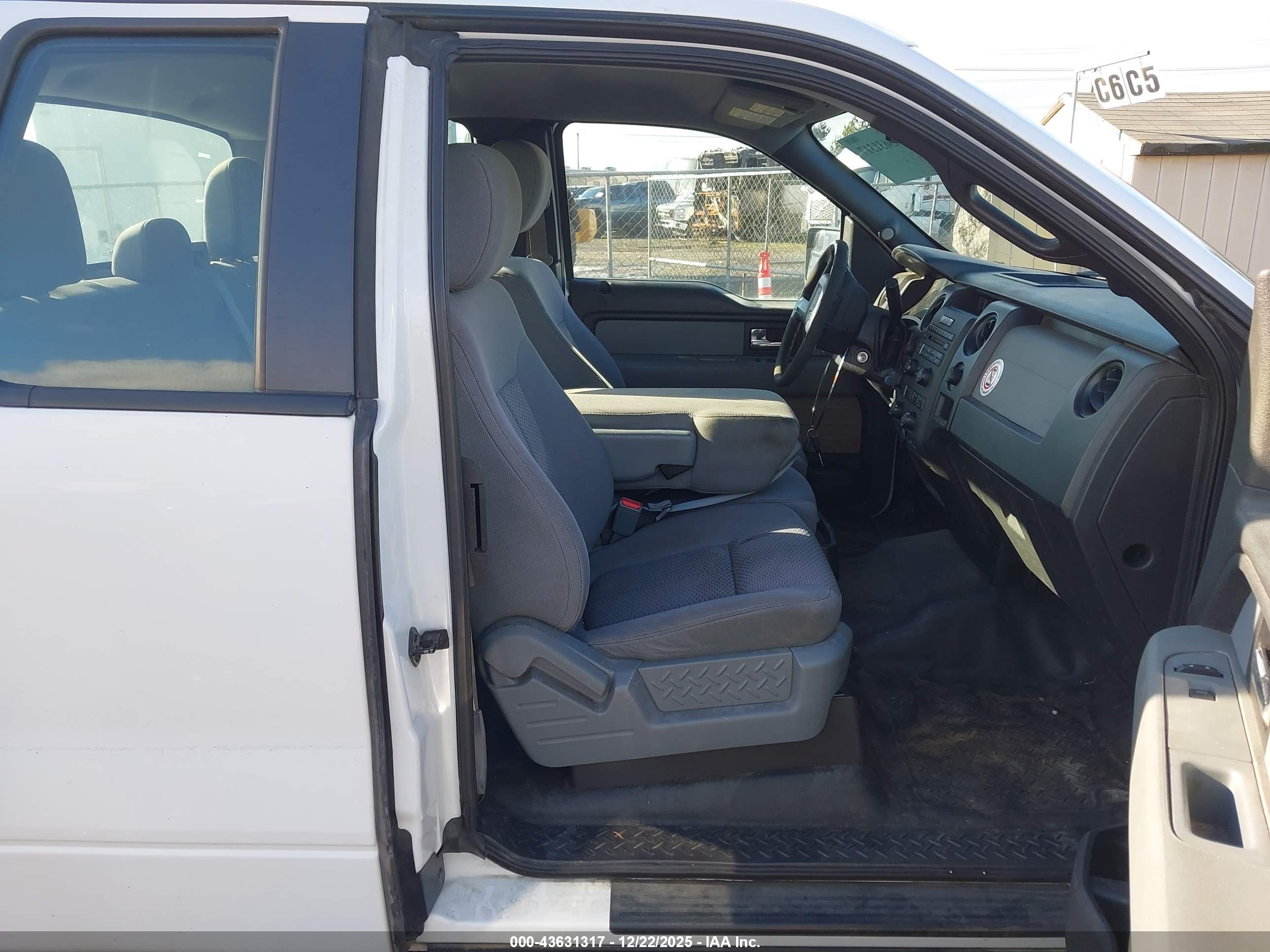 FORD F-150 image 5