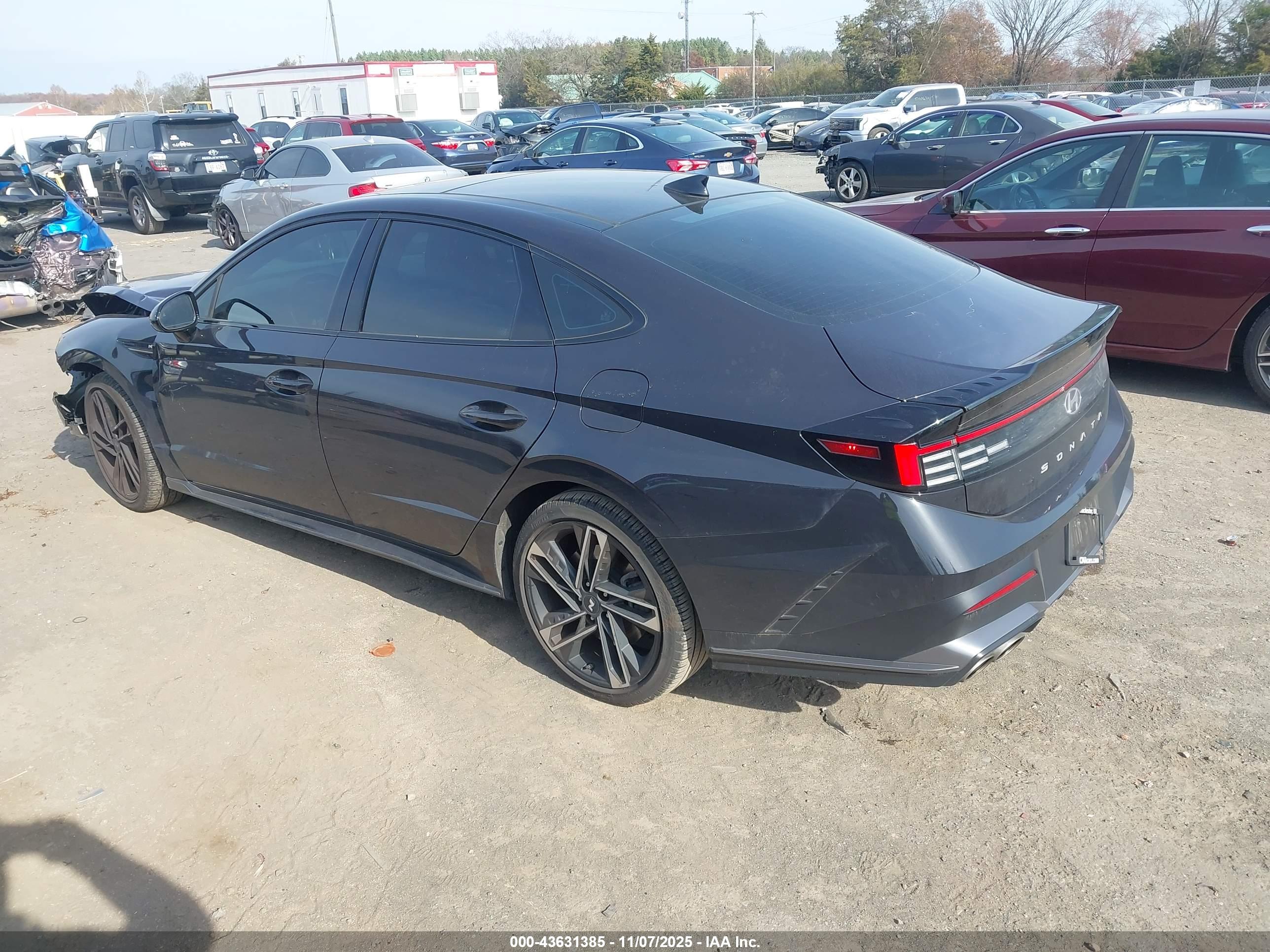 HYUNDAI SONATA image 3