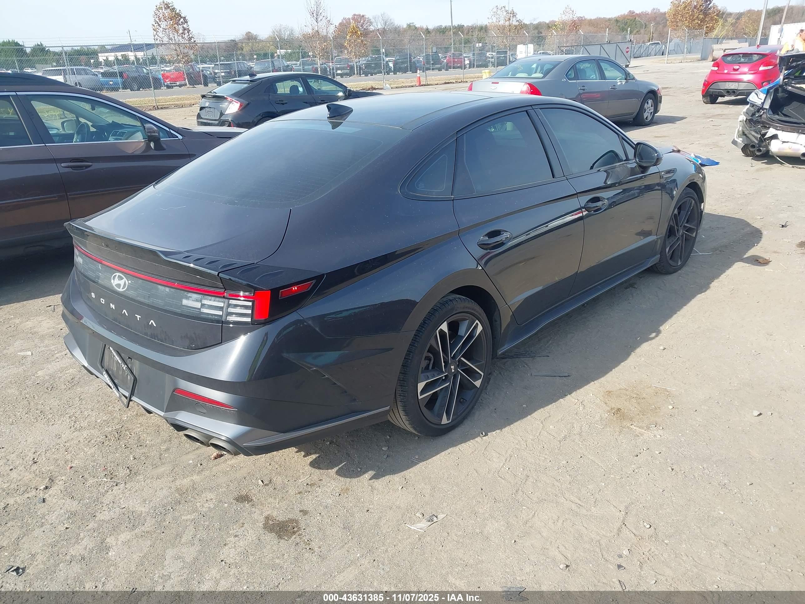 HYUNDAI SONATA image 4