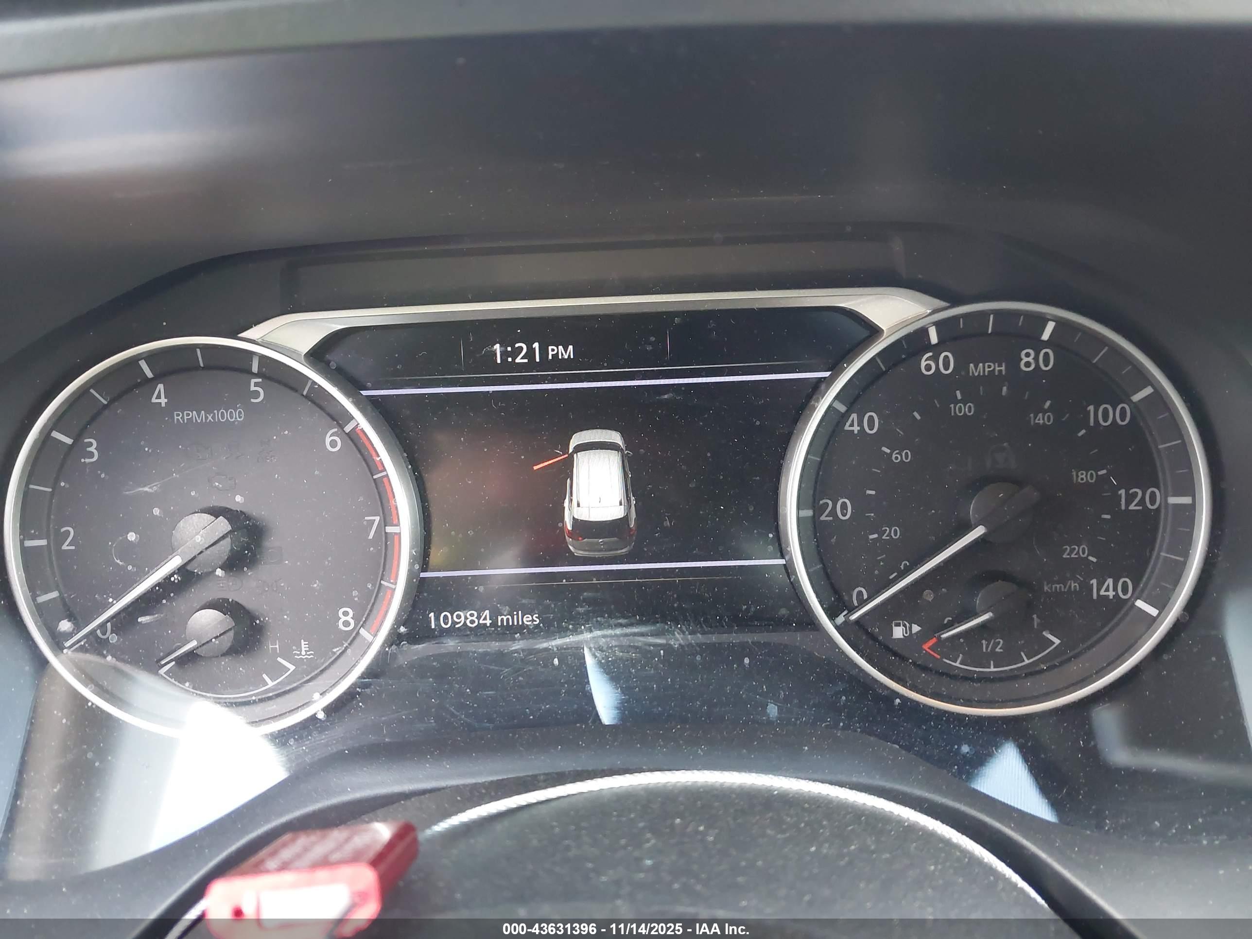 NISSAN ROGUE image 7