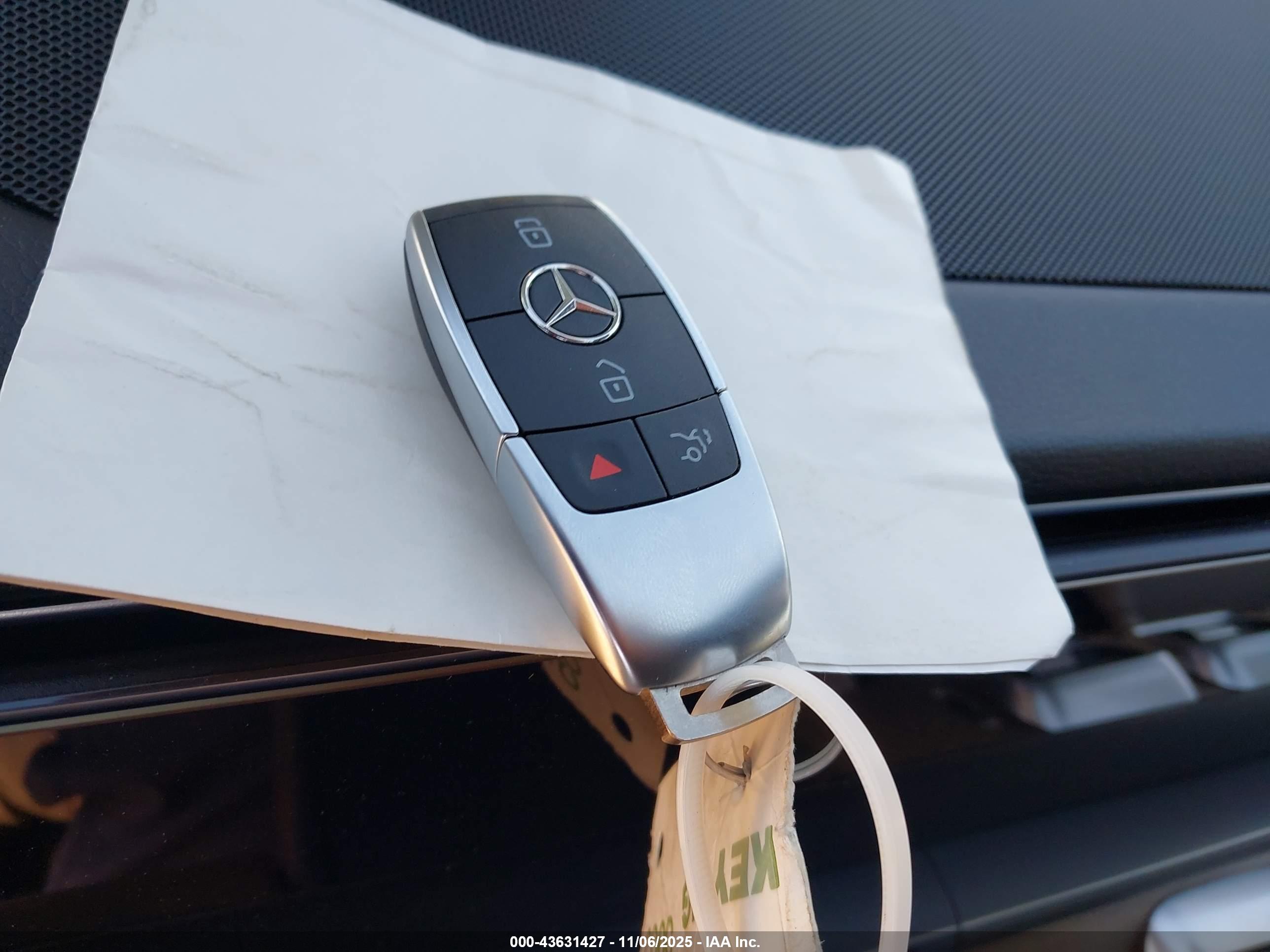 MERCEDES-BENZ GLE image 11
