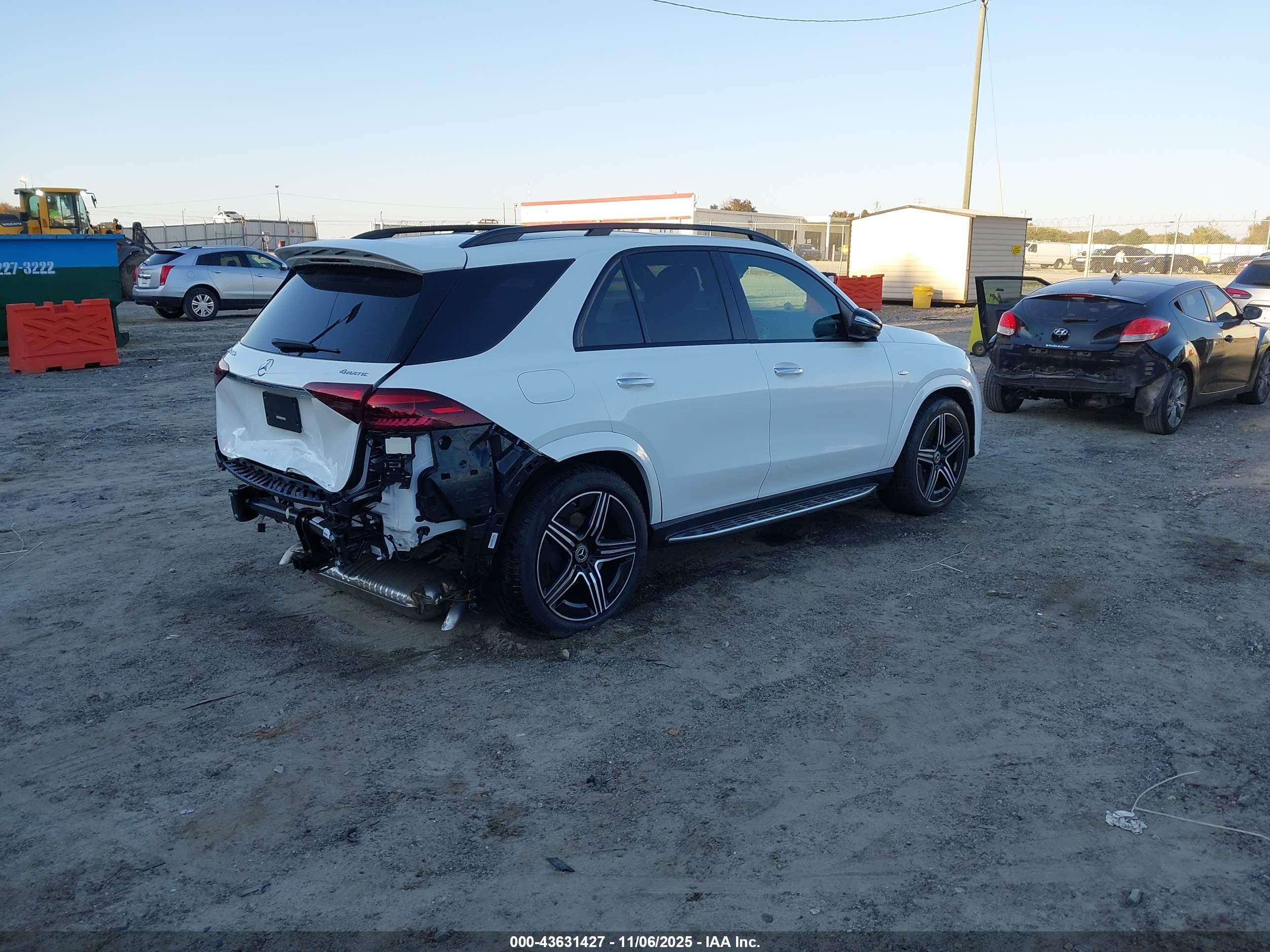 MERCEDES-BENZ GLE image 4