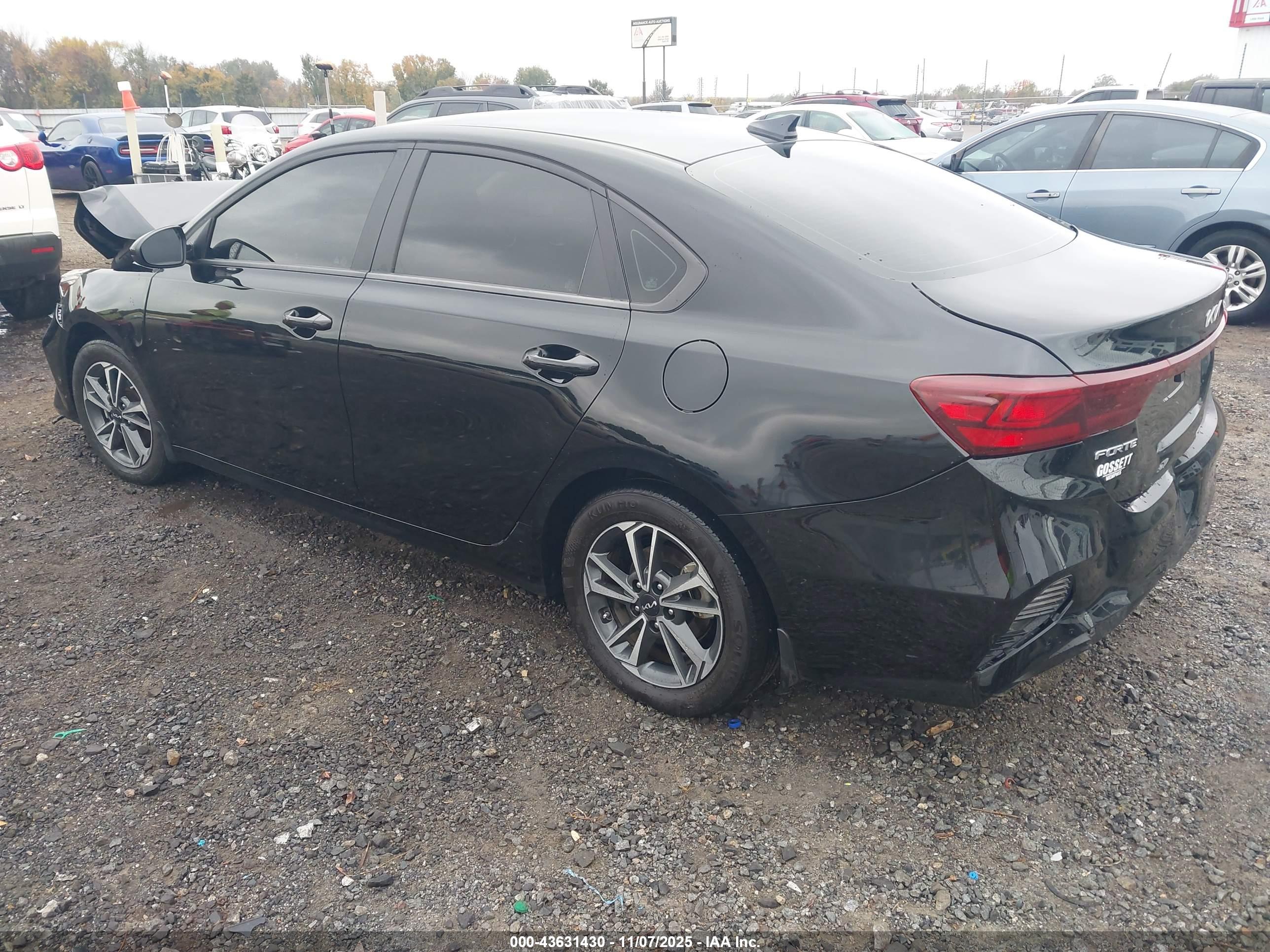KIA FORTE image 3