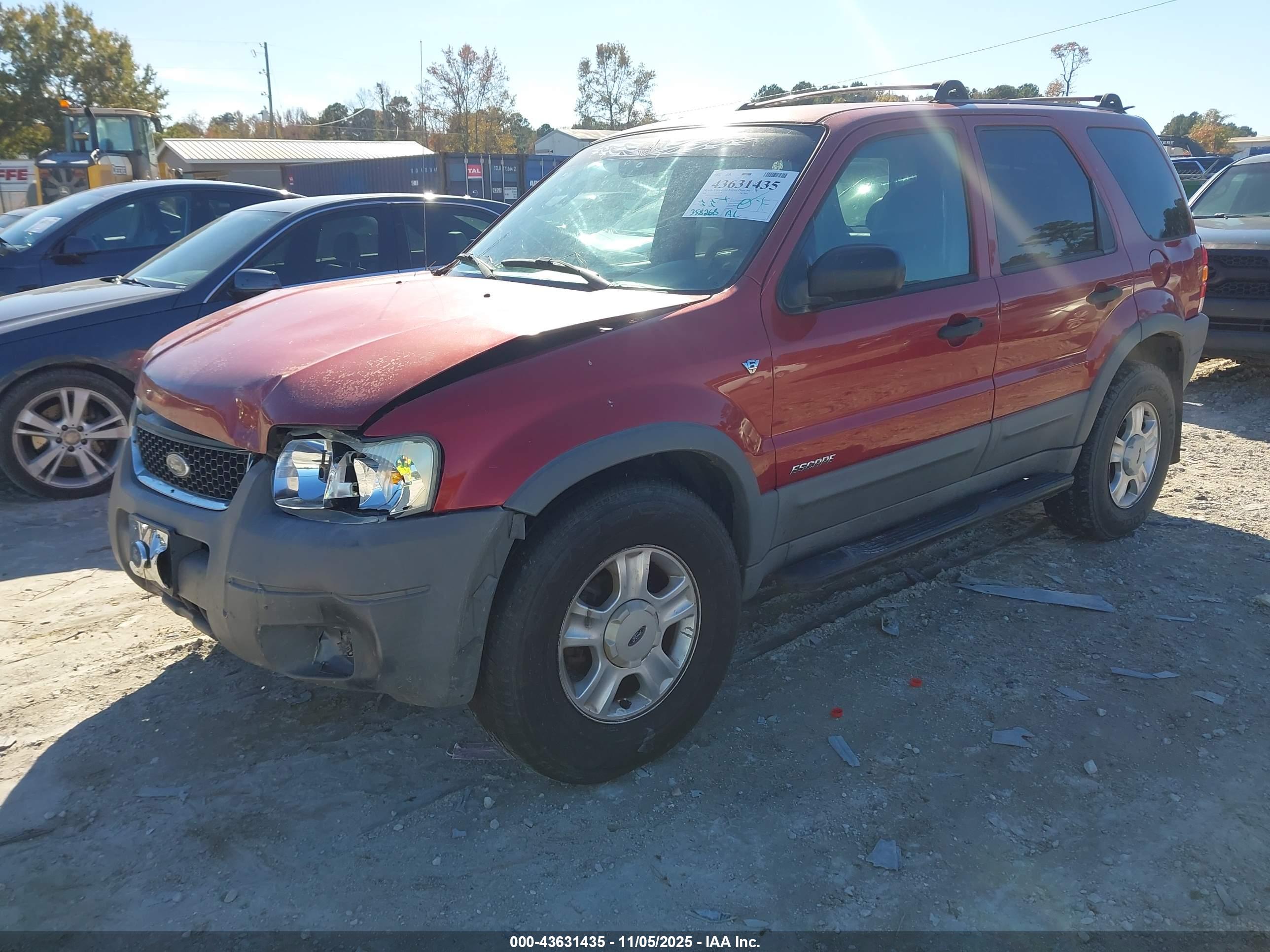 FORD ESCAPE image 2
