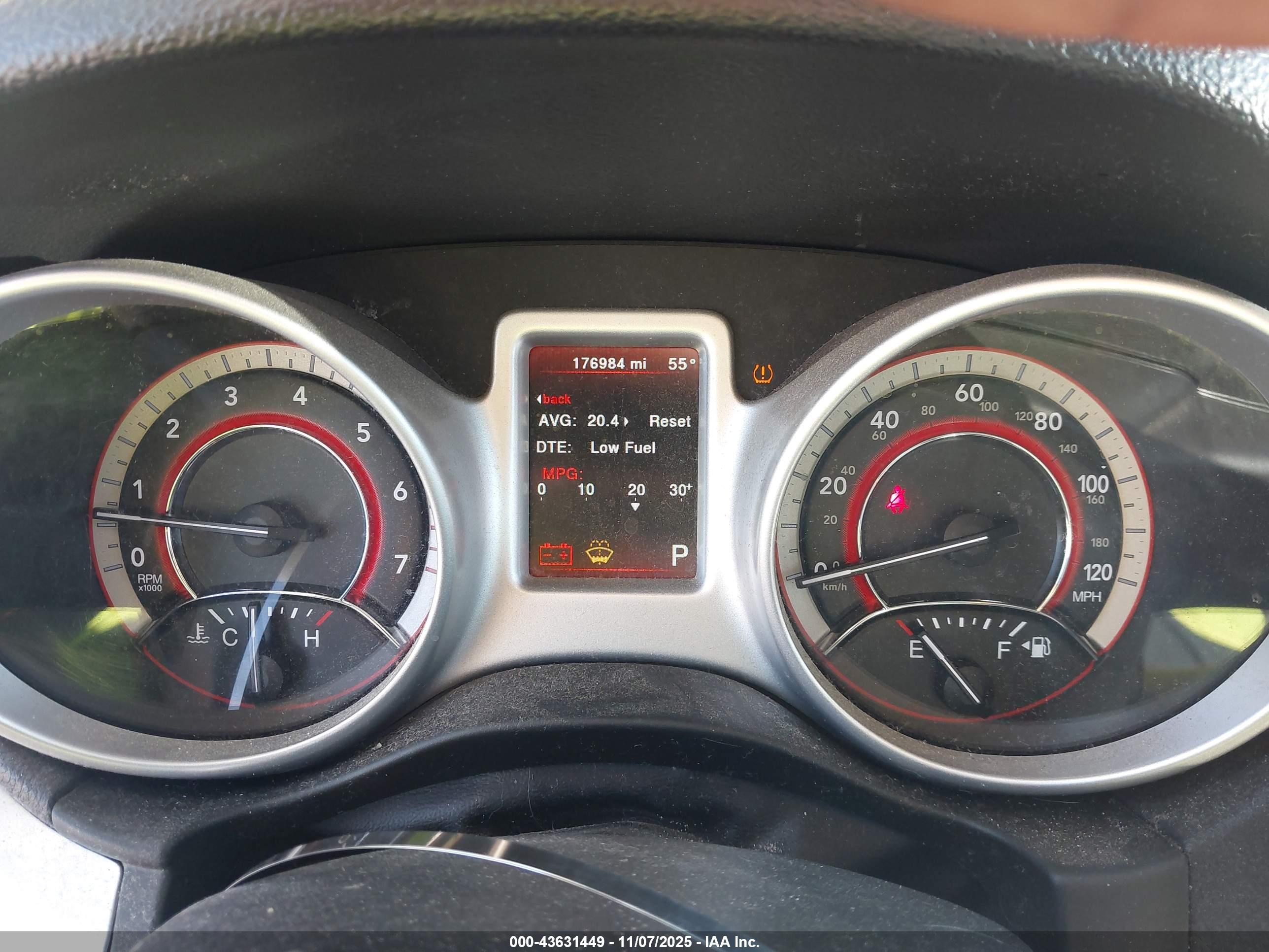 DODGE JOURNEY image 7