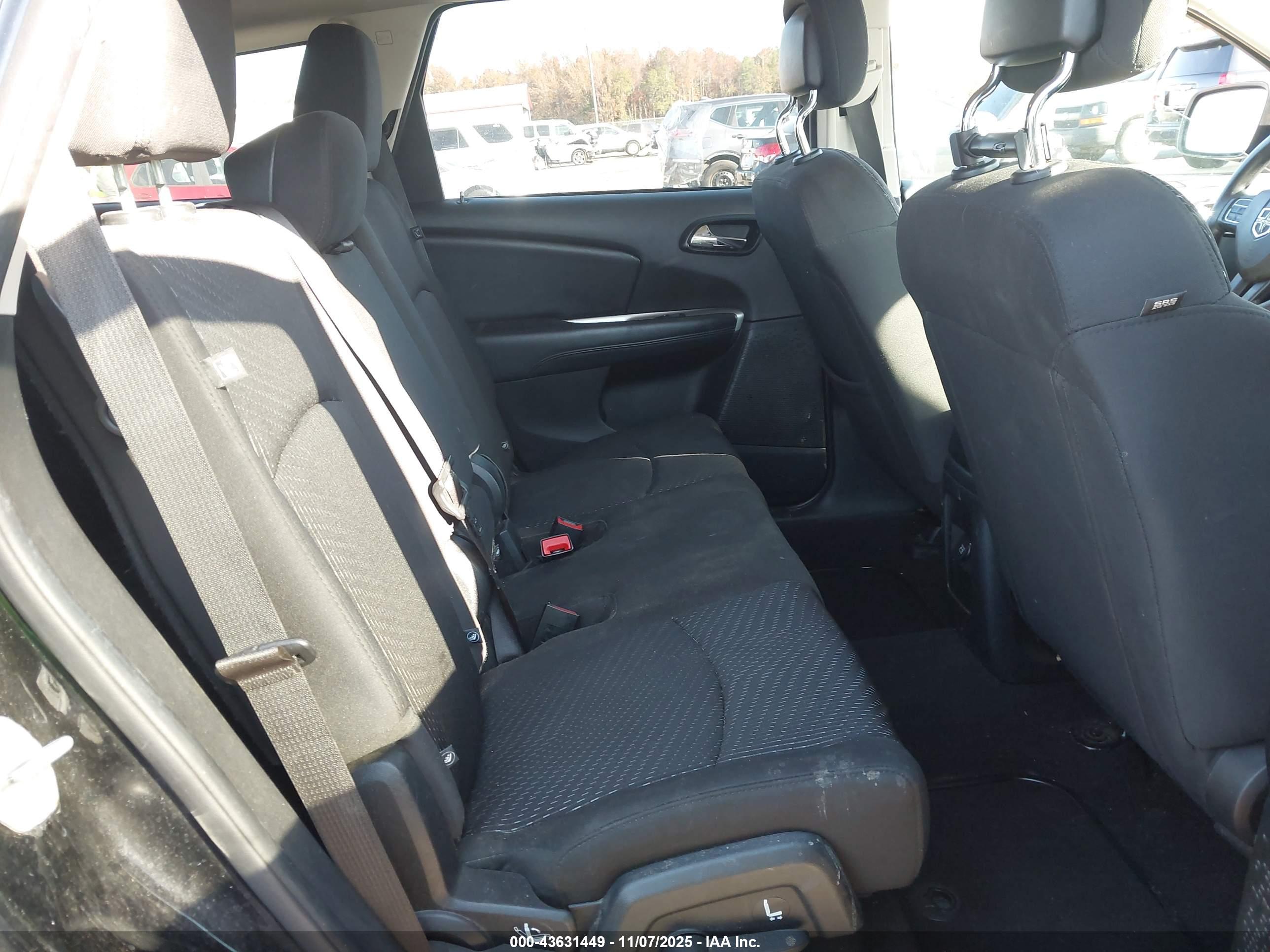 DODGE JOURNEY image 8