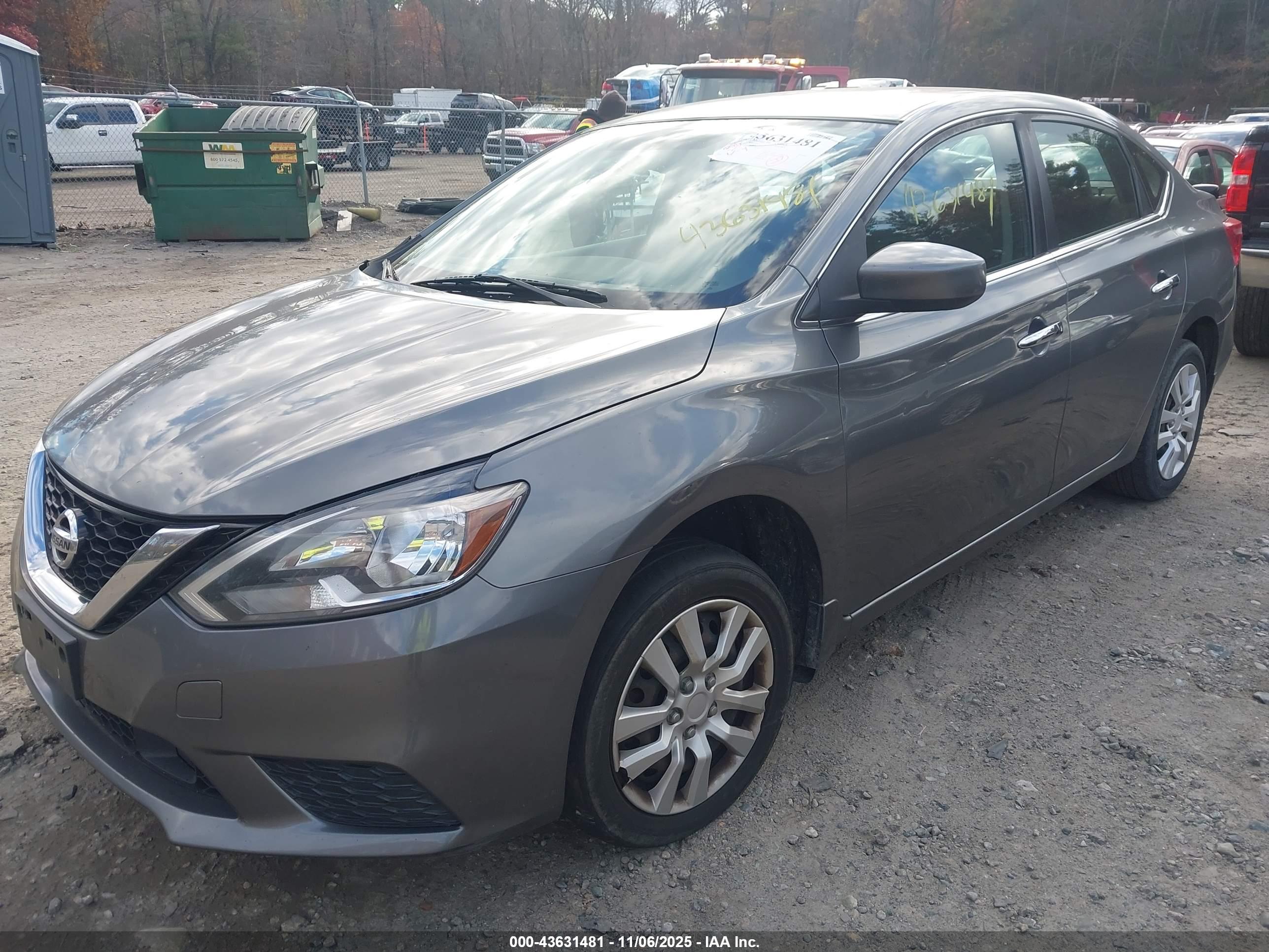 NISSAN SENTRA image 2