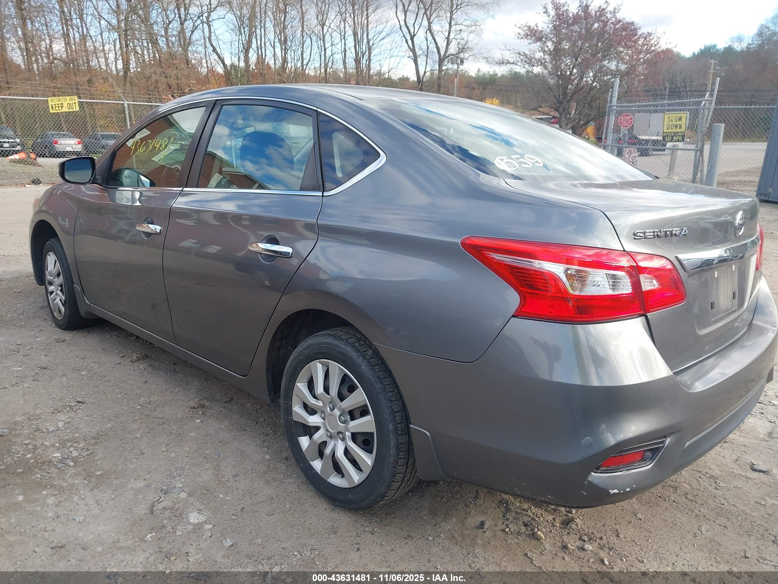 NISSAN SENTRA image 3
