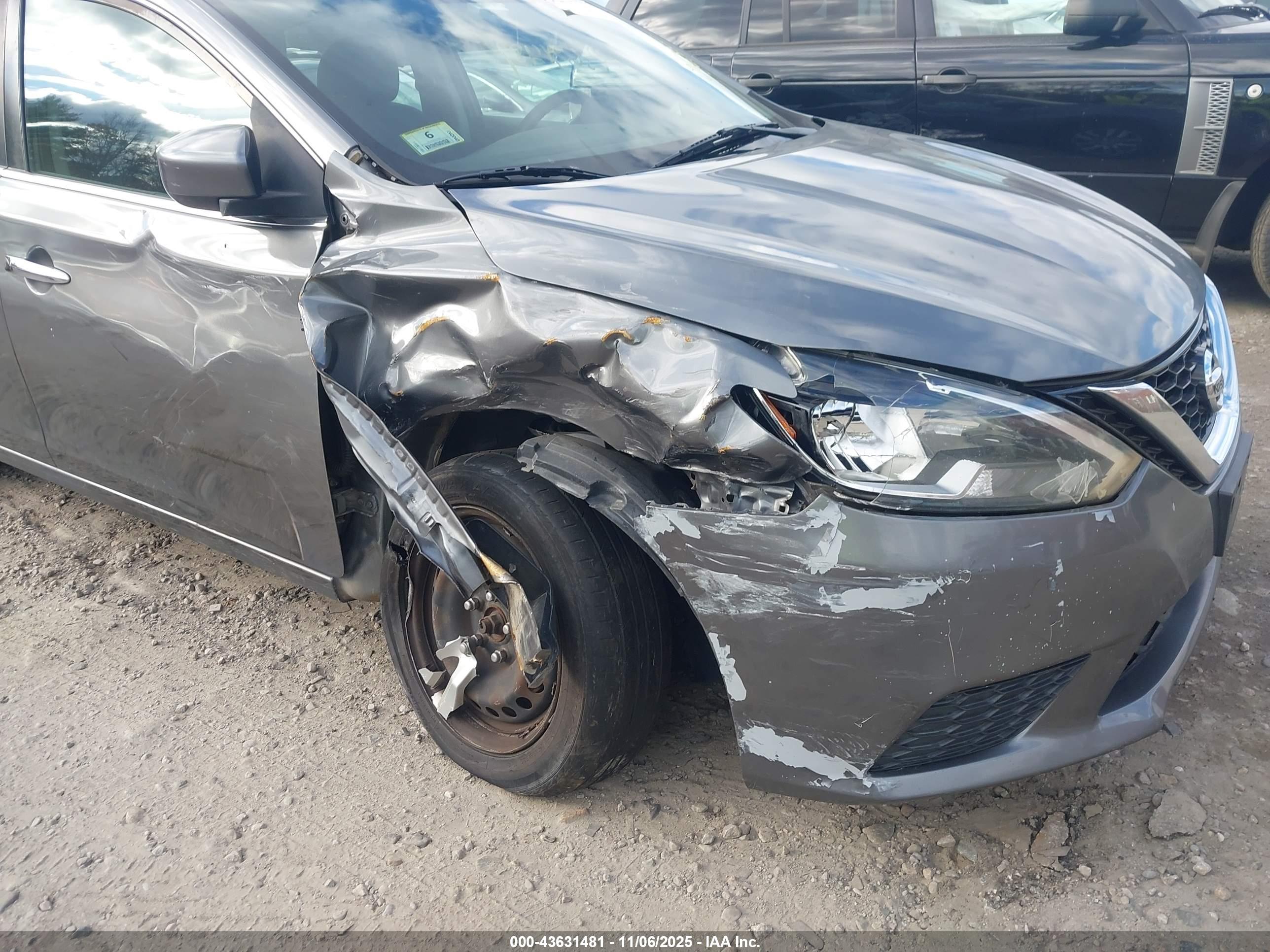 NISSAN SENTRA image 6