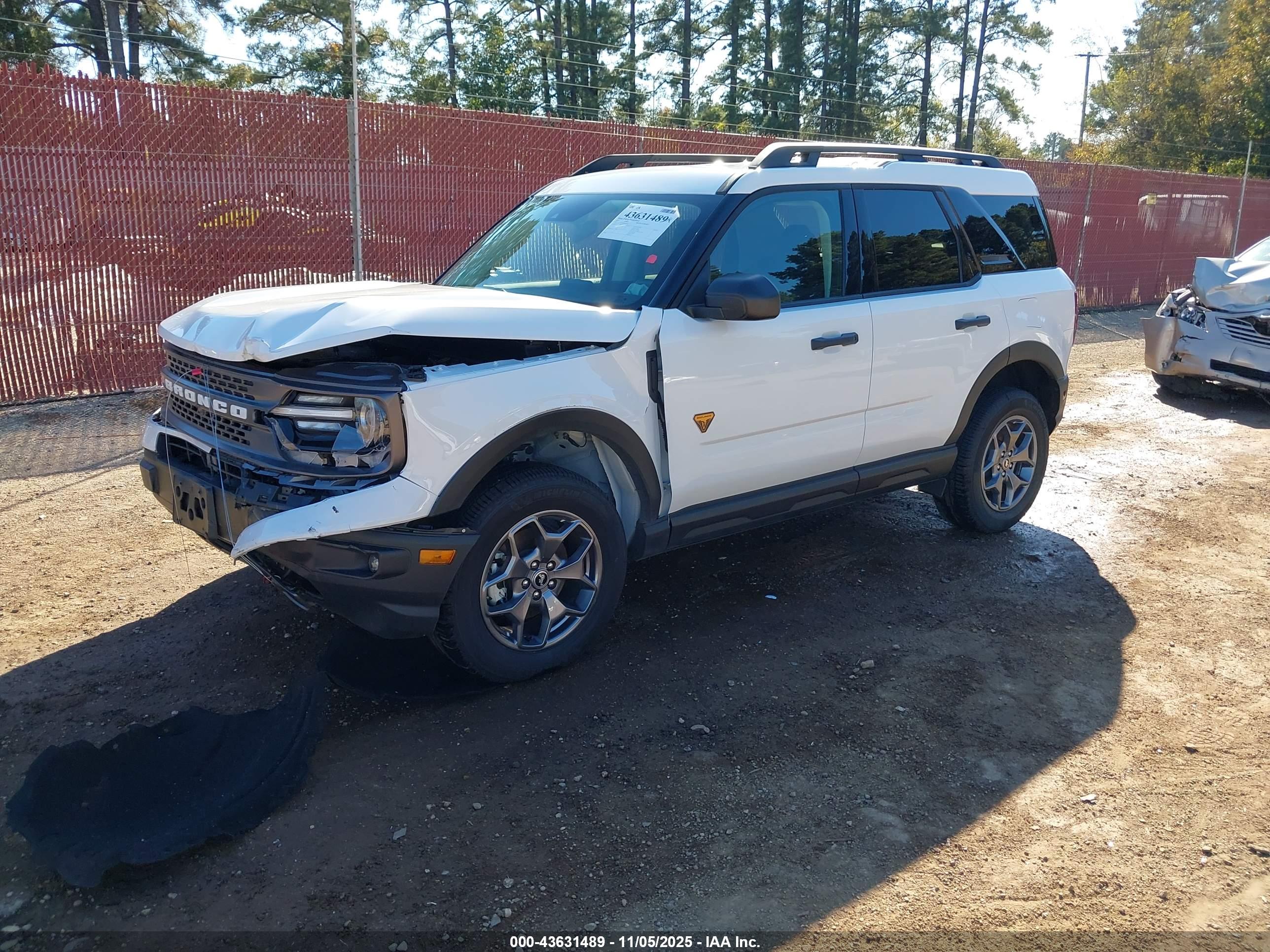 FORD BRONCO image 2