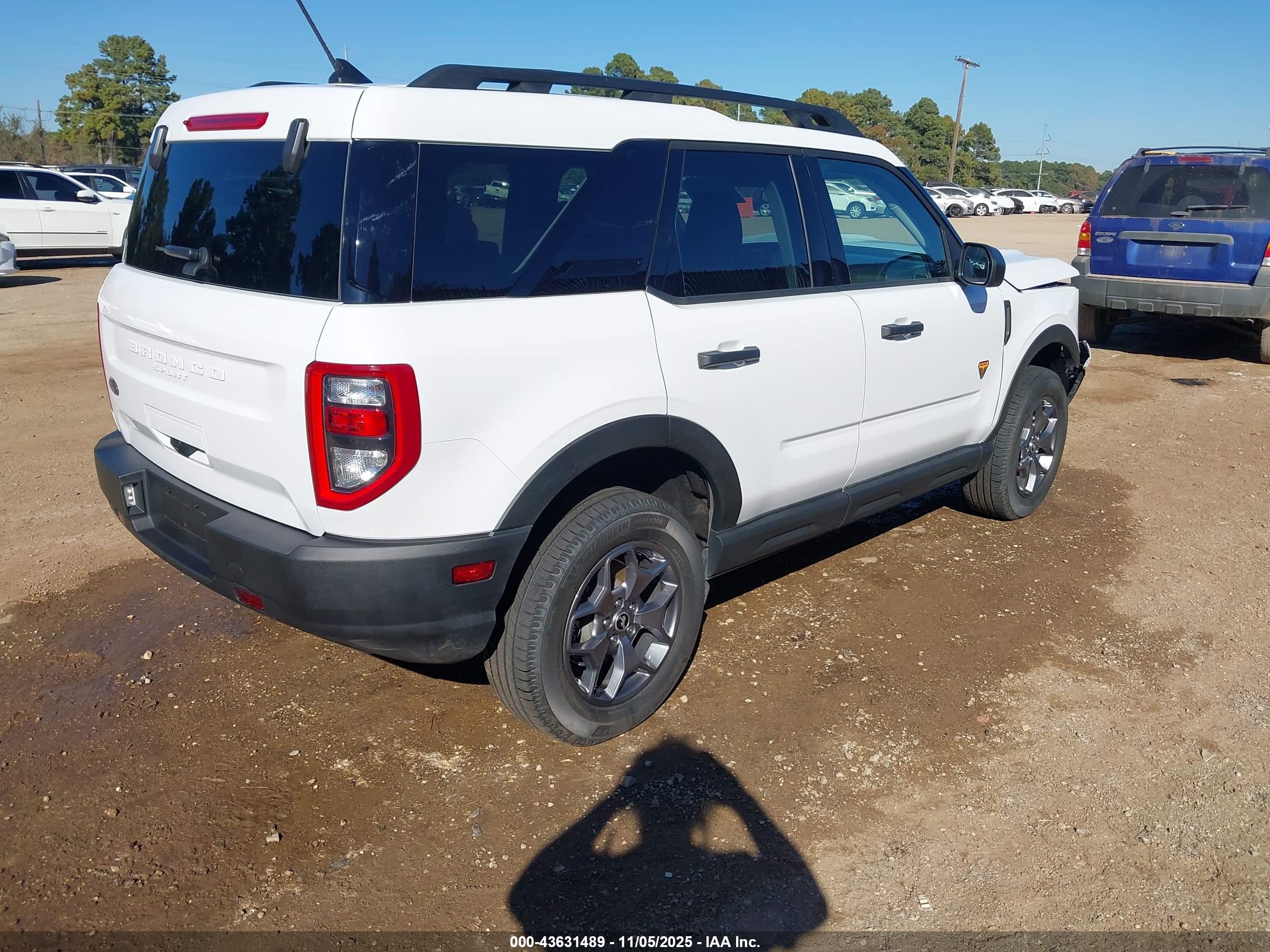 FORD BRONCO image 4