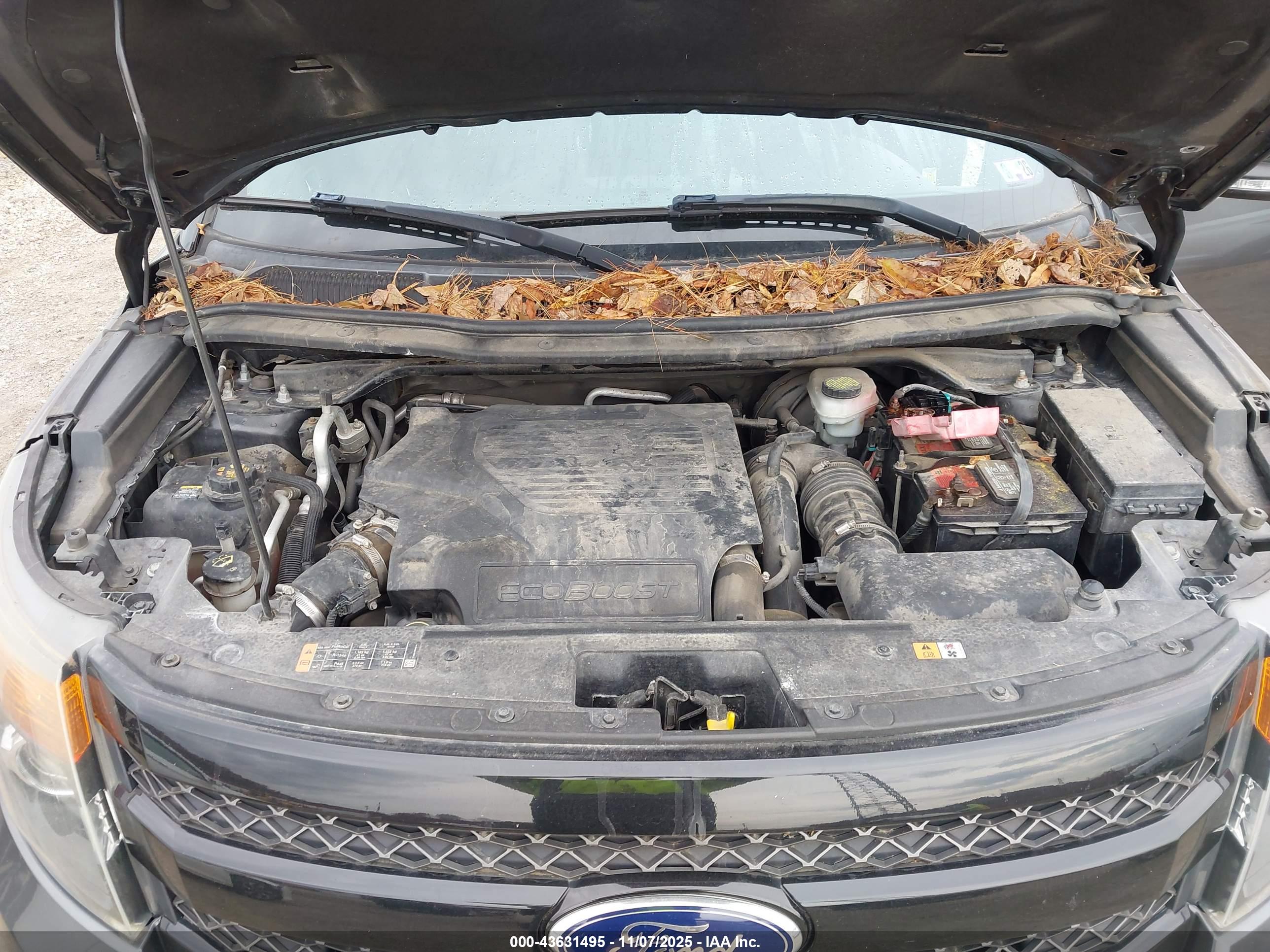 FORD EXPLORER image 10