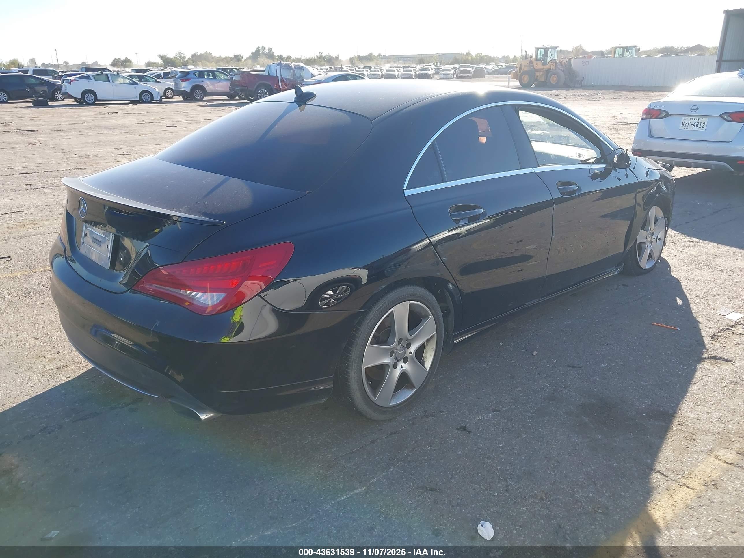 MERCEDES-BENZ CLA image 4
