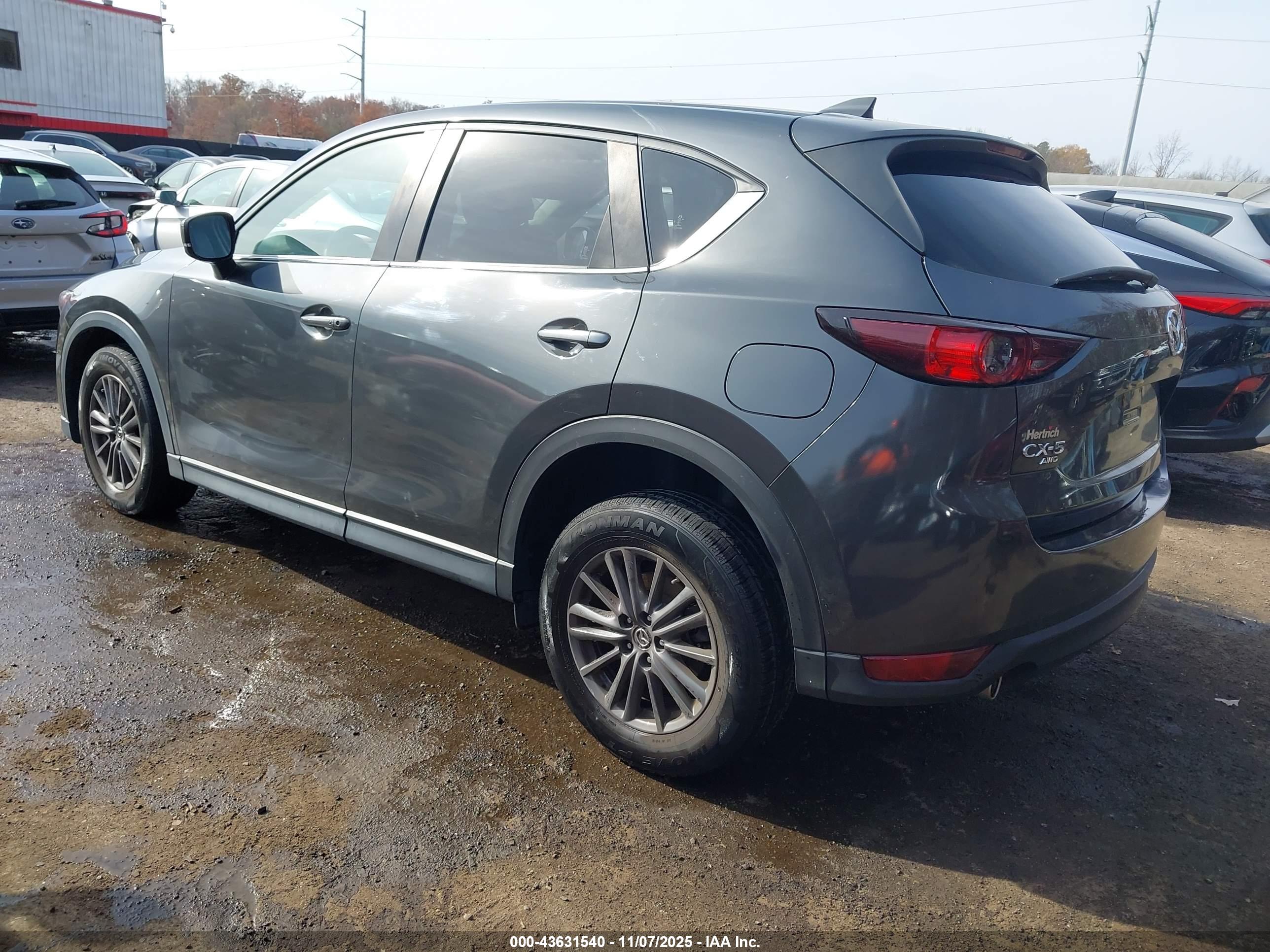 MAZDA CX-5 image 3
