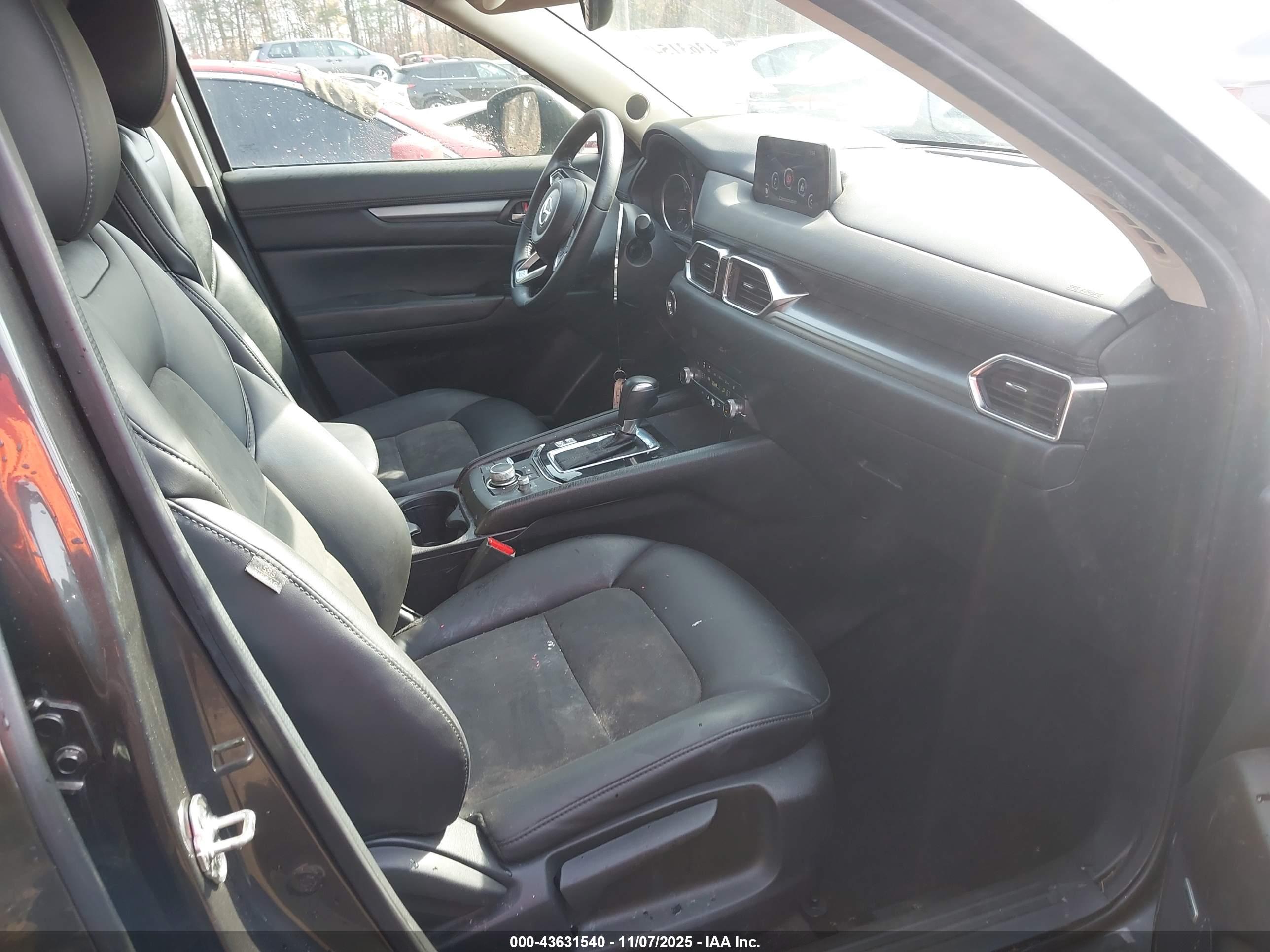 MAZDA CX-5 image 5