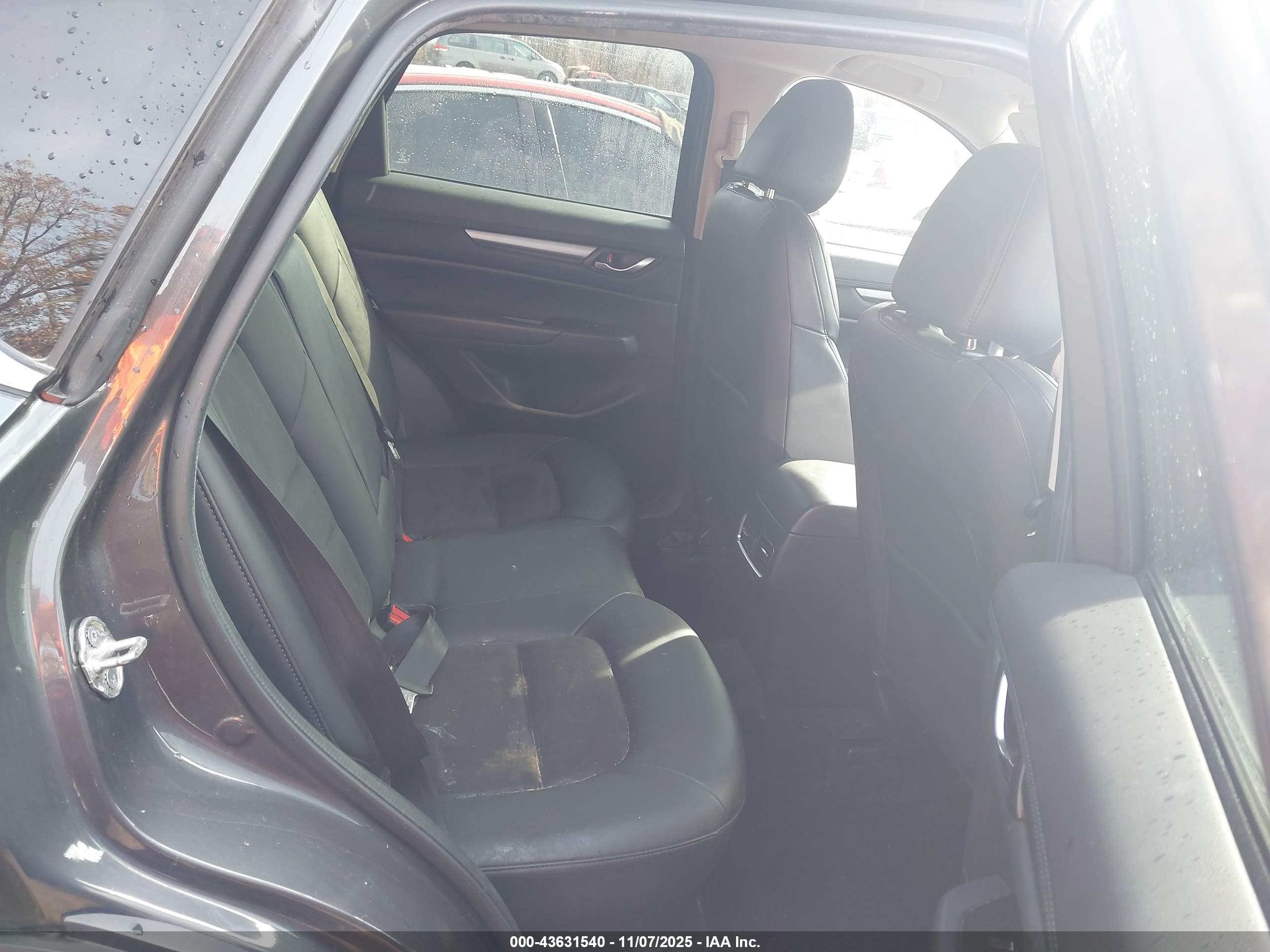 MAZDA CX-5 image 8