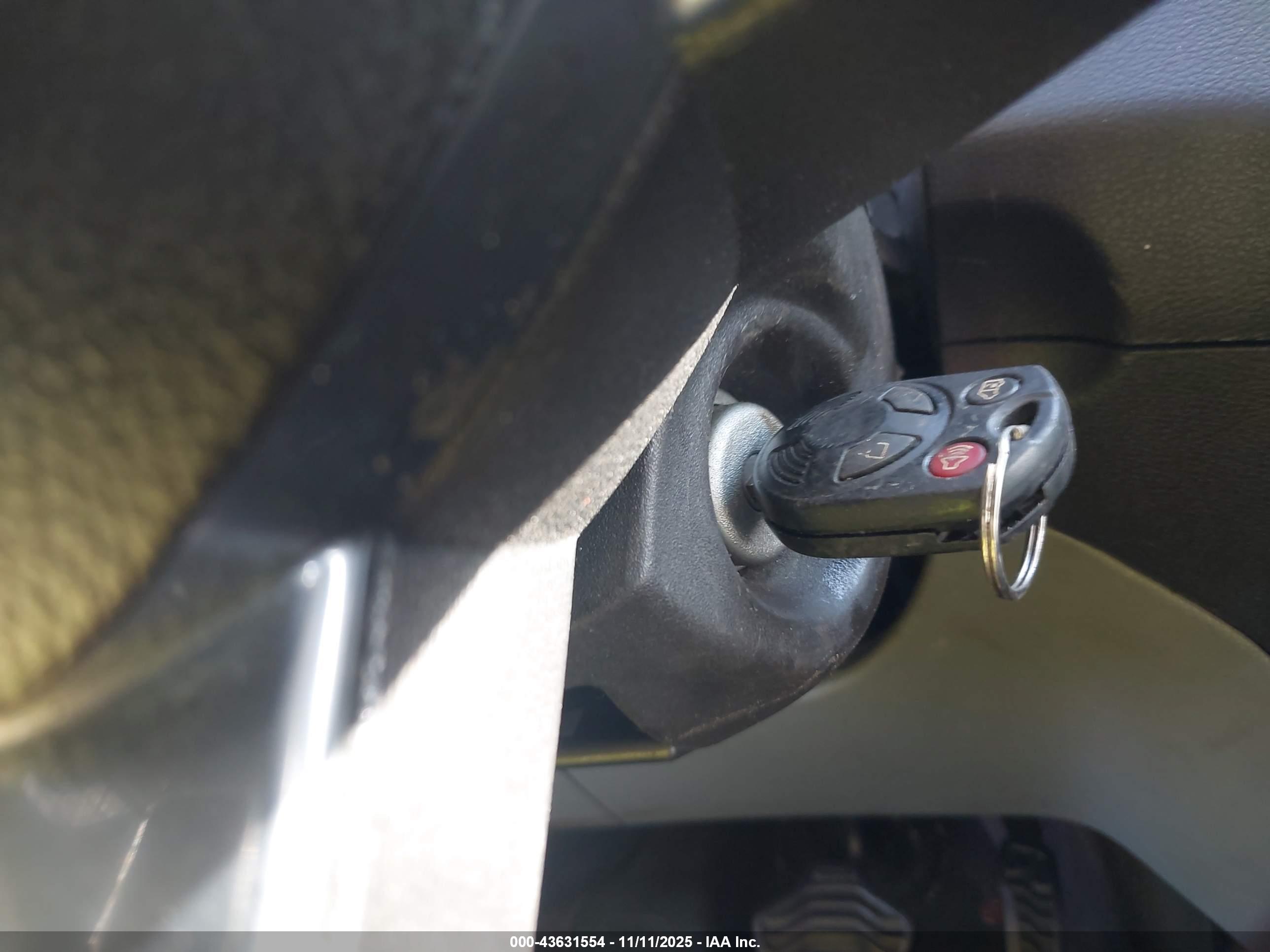 FORD TRANSIT-250 image 11