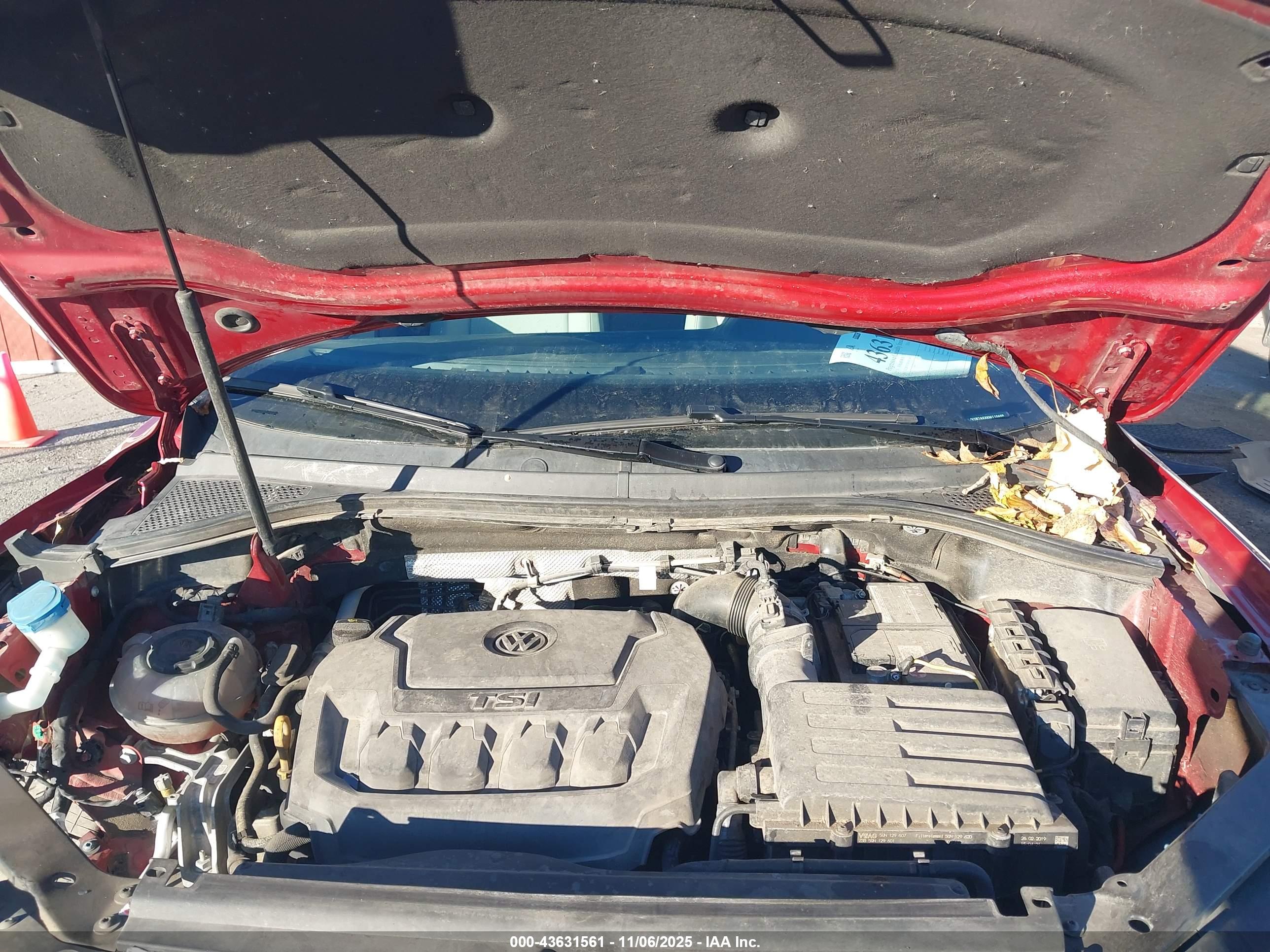 VOLKSWAGEN TIGUAN image 10